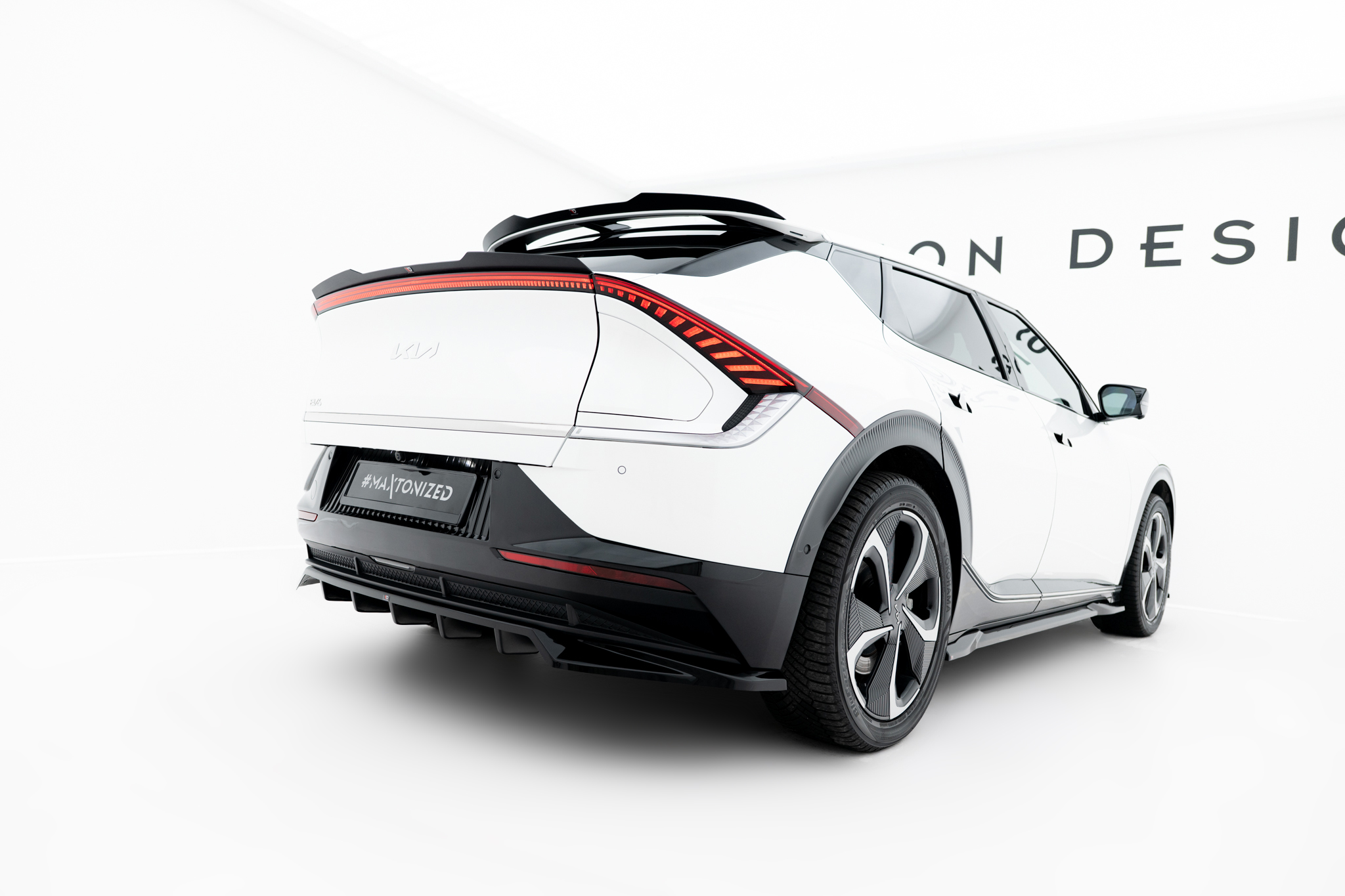 REAR SPLITTER (WITH VERTICAL BARS) SUITABLE FOR KIA EV6 MK1 – MAXTON DESIGN - 5
