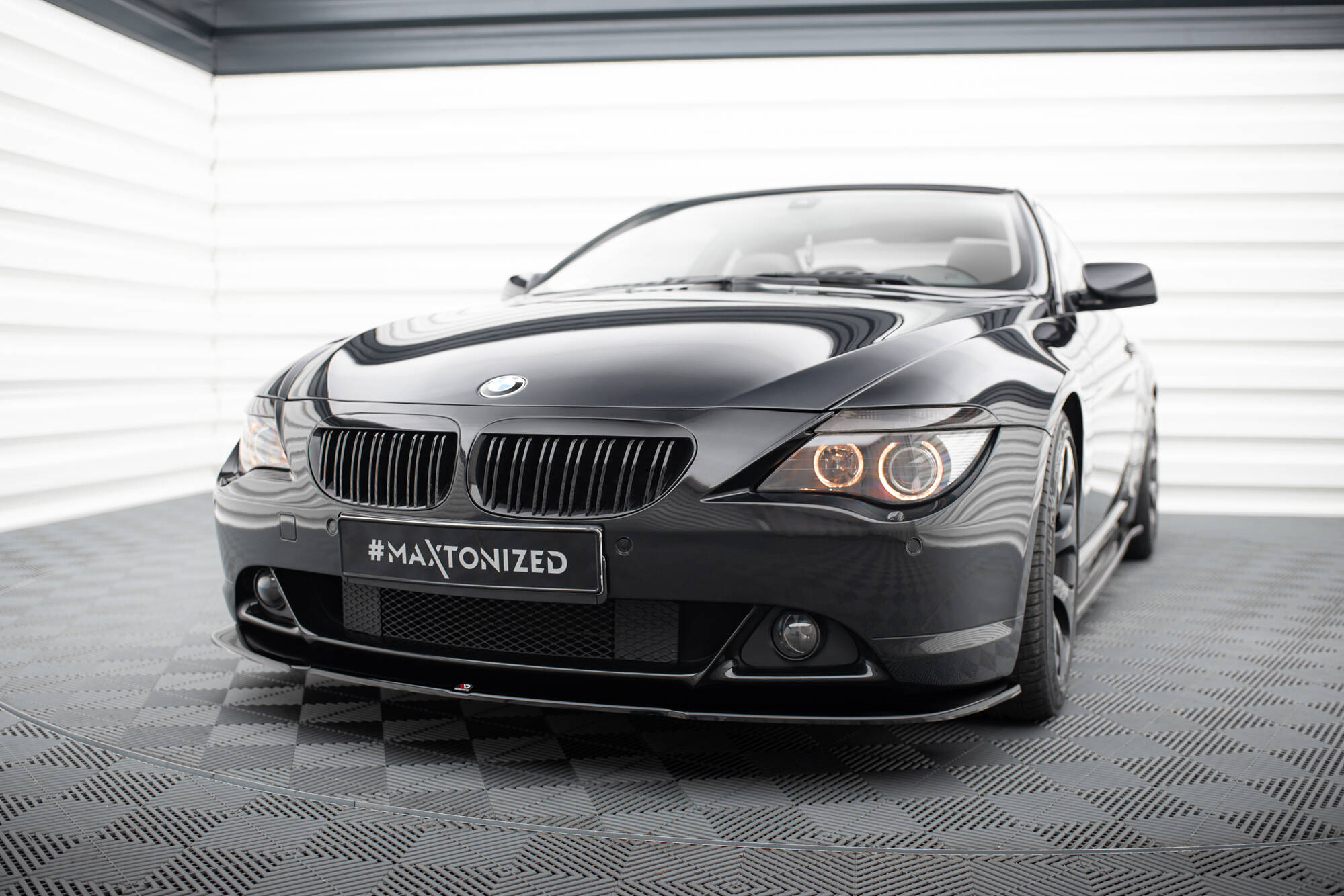 Front Splitter V.2 BMW 6 E63 / E64 (Preface Model) - 3