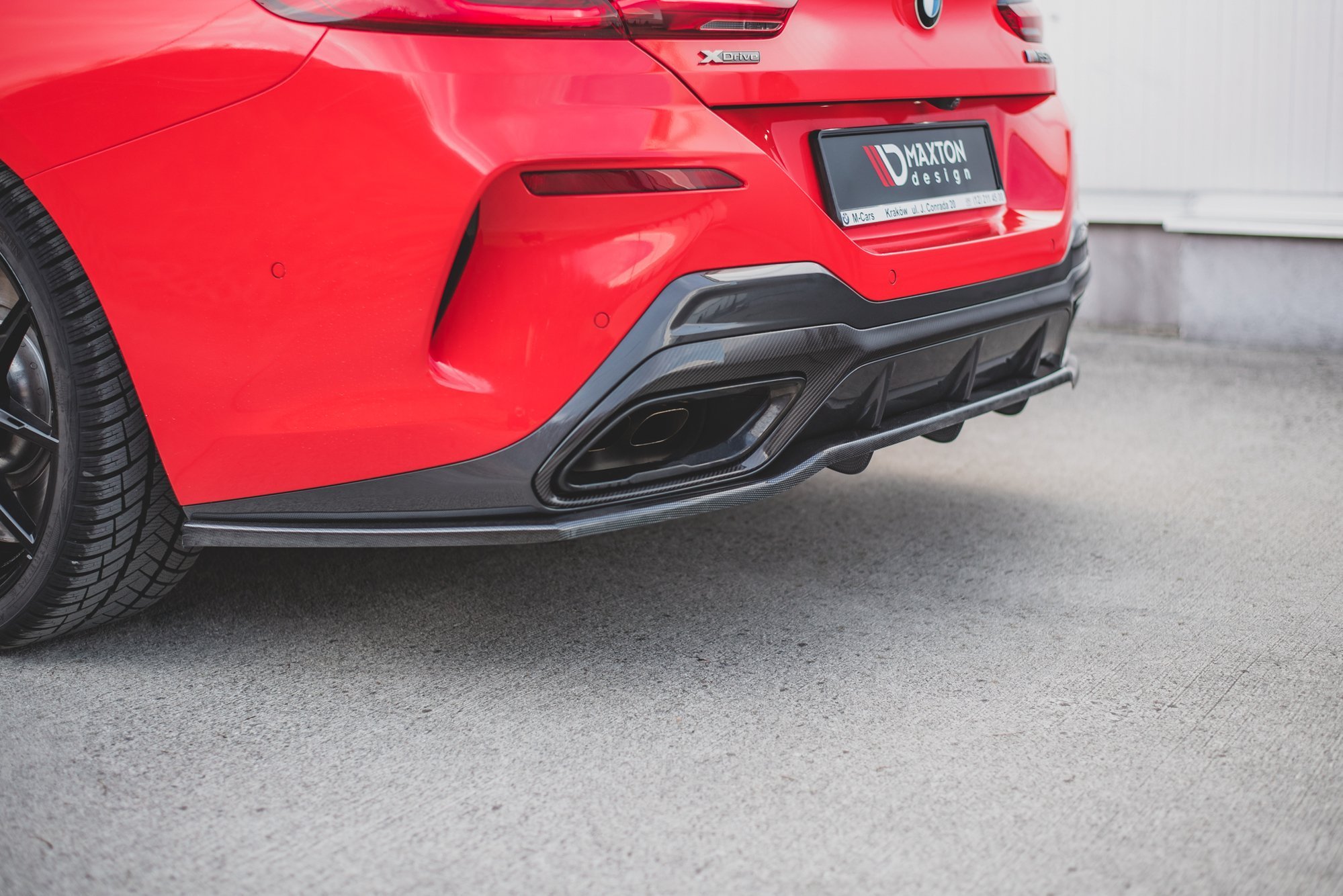 Central Rear Splitter (Vertical Bars) BMW 8 Coupe M-Pack G15 - 5