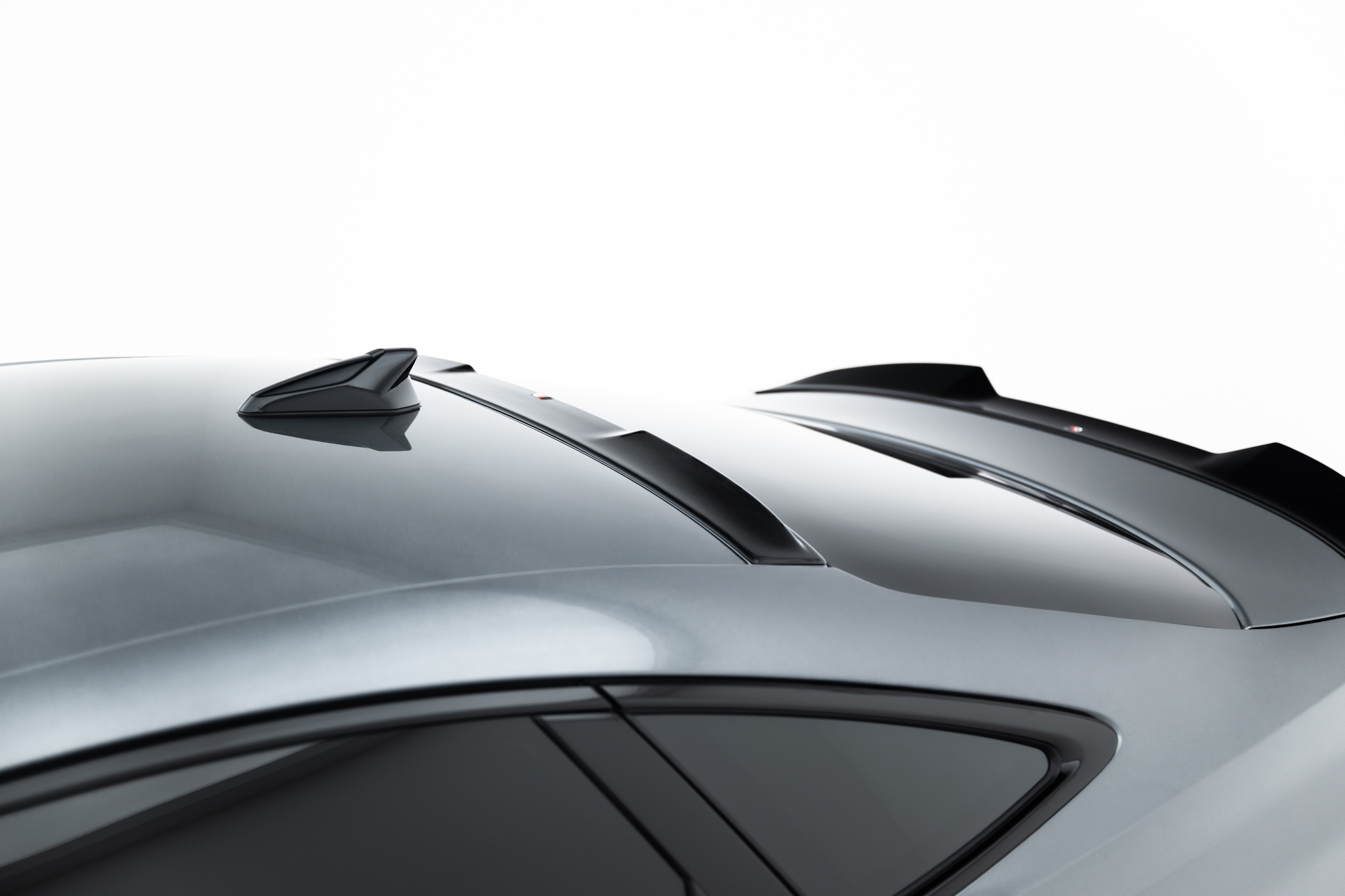 THE EXTENSION OF THE REAR WINDOW SUITABLE FOR AUDI A5 S-LINE / S5 SEDAN B10 – MAXTON DESIGN - 5