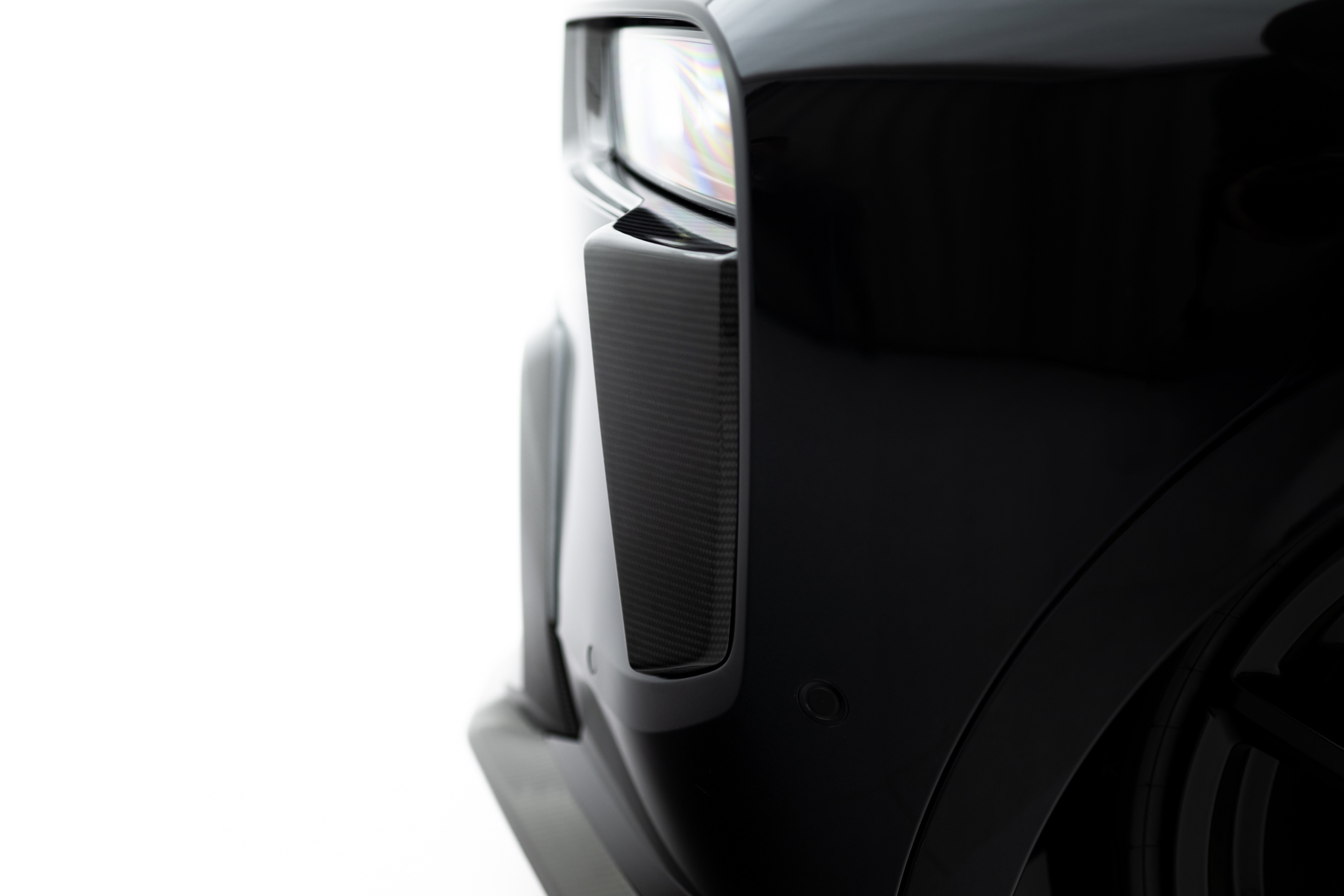 PREPREG CARBON FRONT BUMPER AIR INTAKES  SUITABLE FOR BMW X7 M-PACK G07 FACELIFT – MAXTON DESIGN - 2