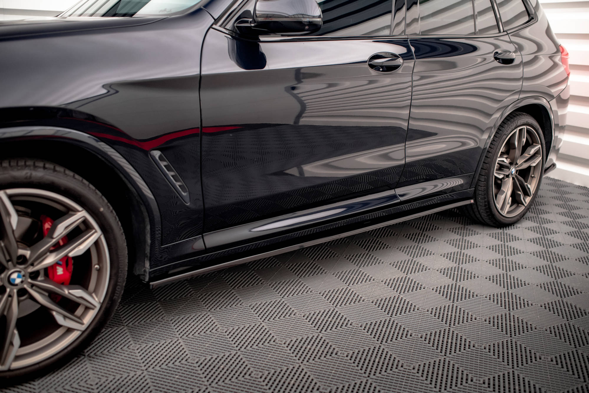 Side Skirts Diffusers V.1 BMW X3 M40d / M40i / M-Pack G01 - 4