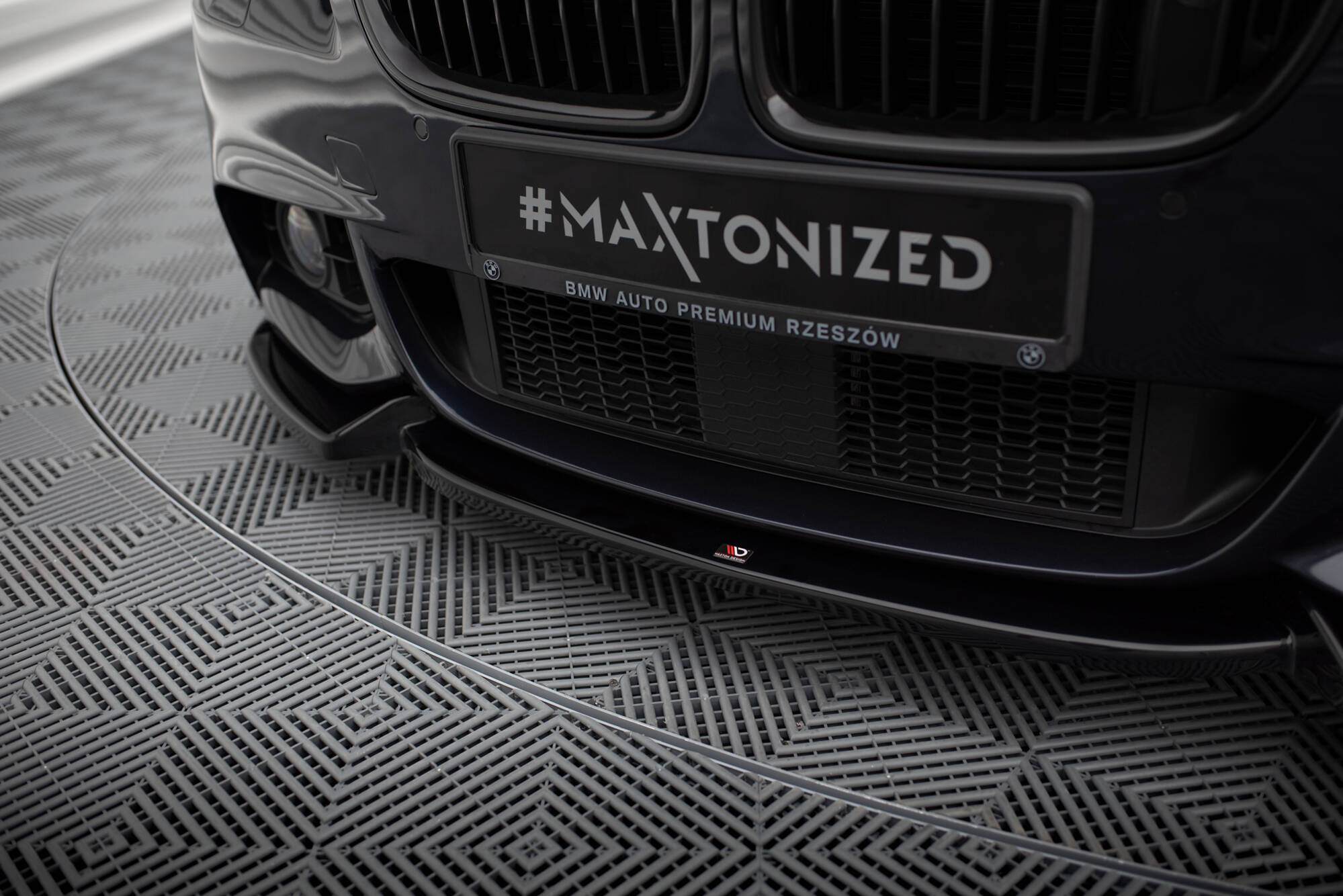 Front Splitter V.3 BMW 5 F10/F11 M-Sport - 4