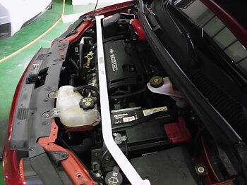 CHEVROLET AVEO 1.4 11+ ULTRARACING FRÄMRE ÖVRE FJÄDERBENSSTAG