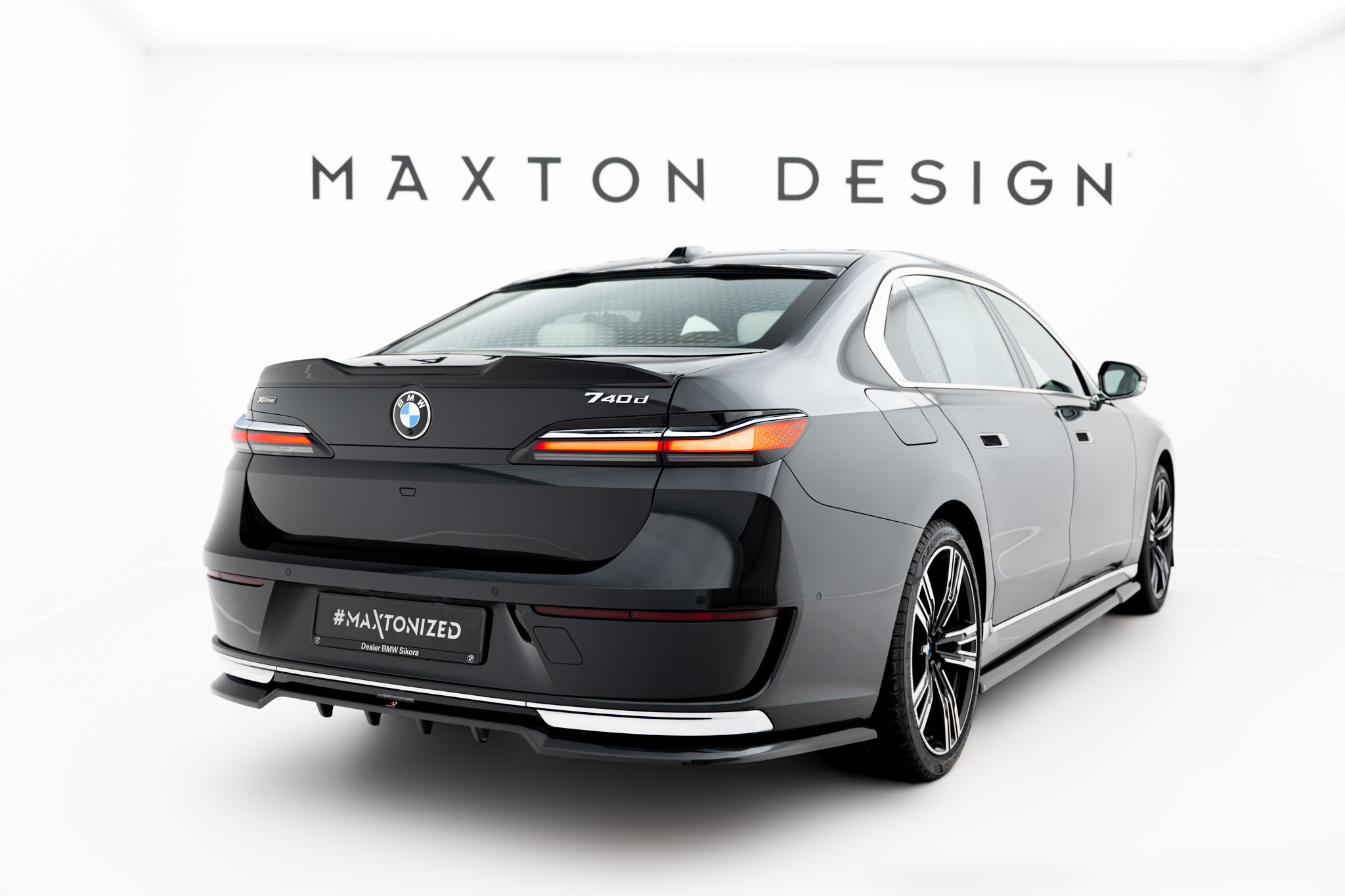 REAR SPLITTER (WITH VERTICAL BARS) SUITABLE FOR BMW 7 G70 – MAXTON DESIGN - 5