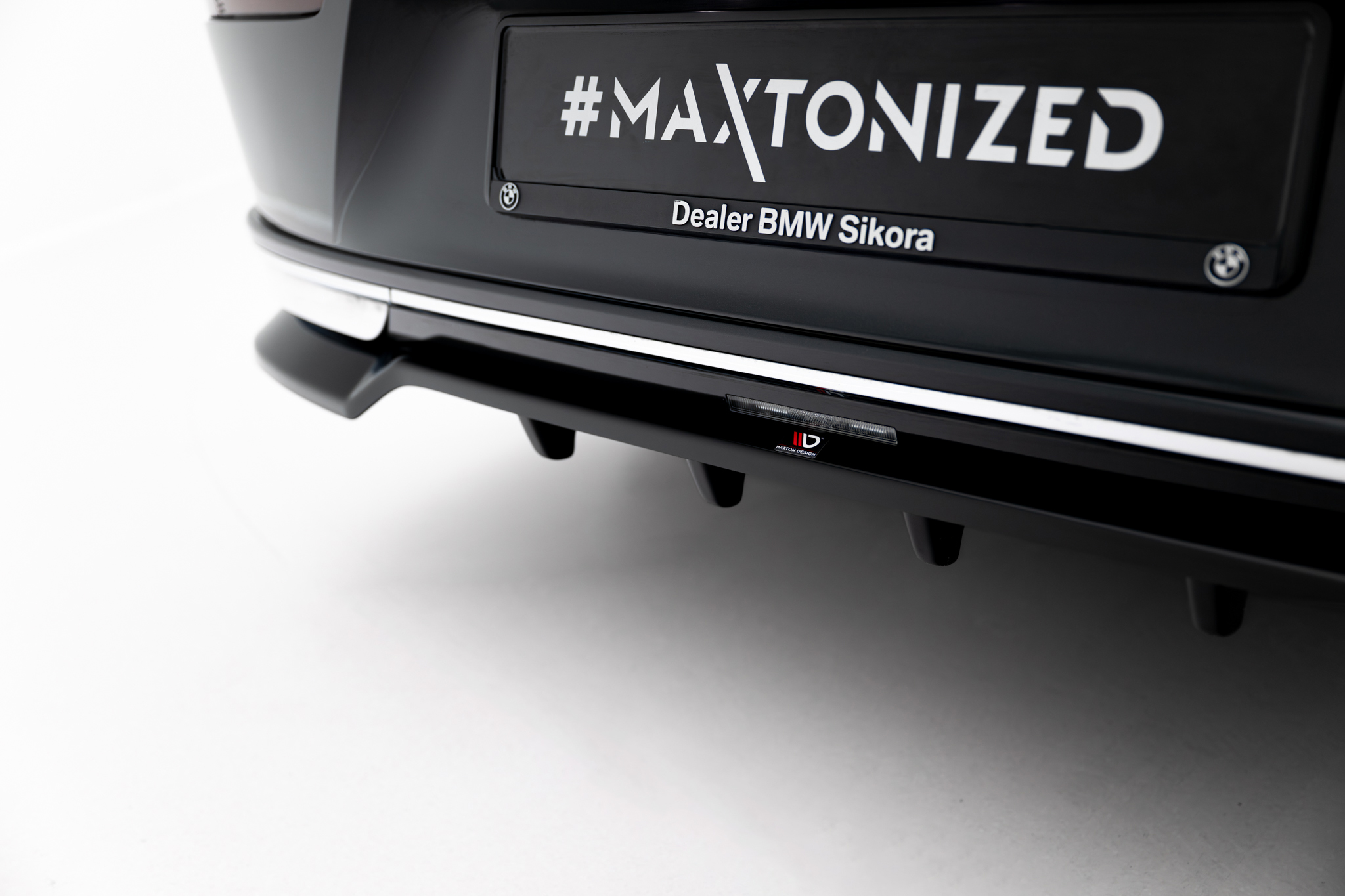 REAR SPLITTER (WITH VERTICAL BARS) SUITABLE FOR BMW 7 G70 – MAXTON DESIGN - 3
