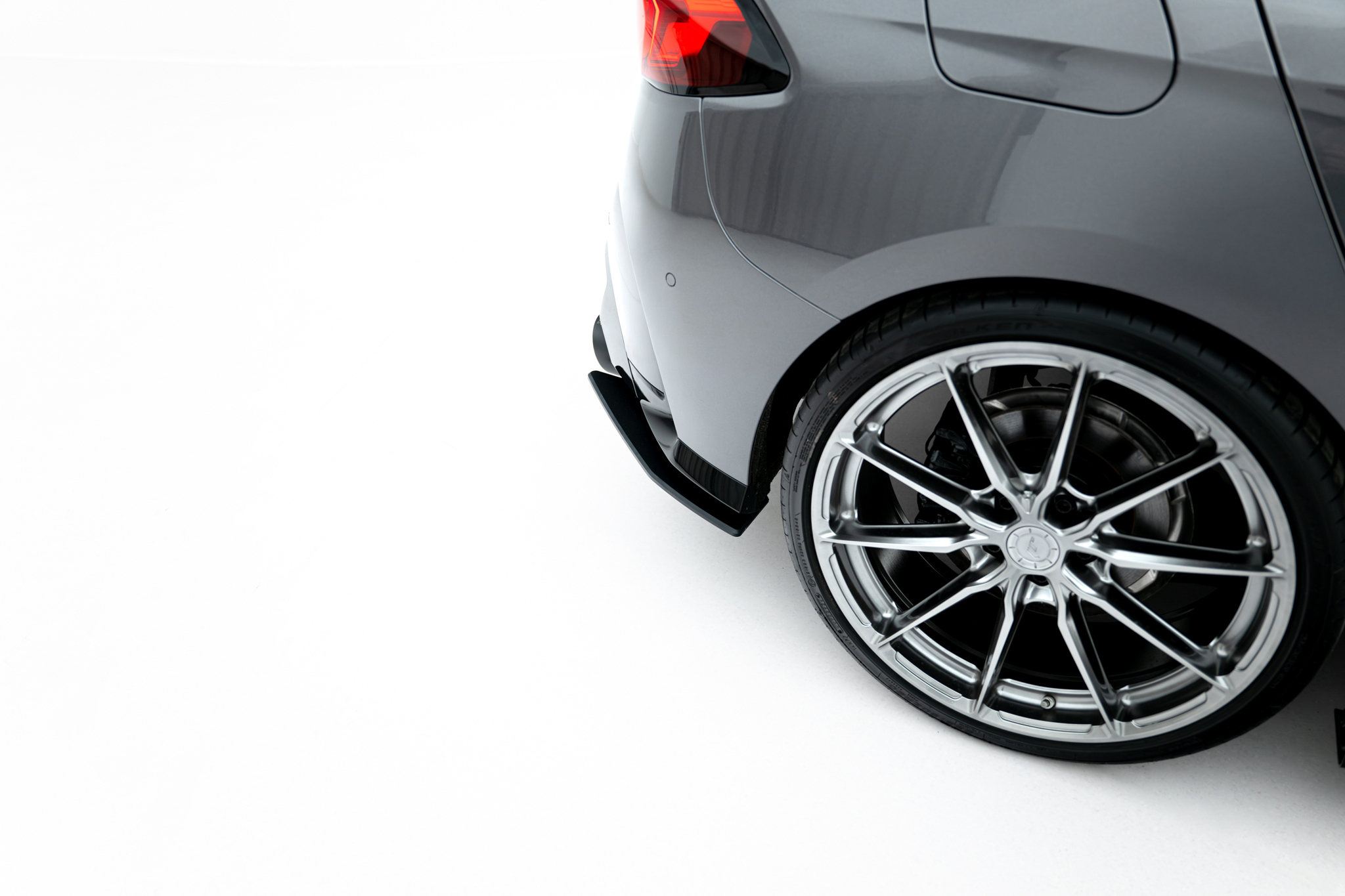 STREET PRO REAR SIDE SPLITTERS V.1 SUITABLE FOR BMW M135I F70 – MAXTON DESIGN - 5