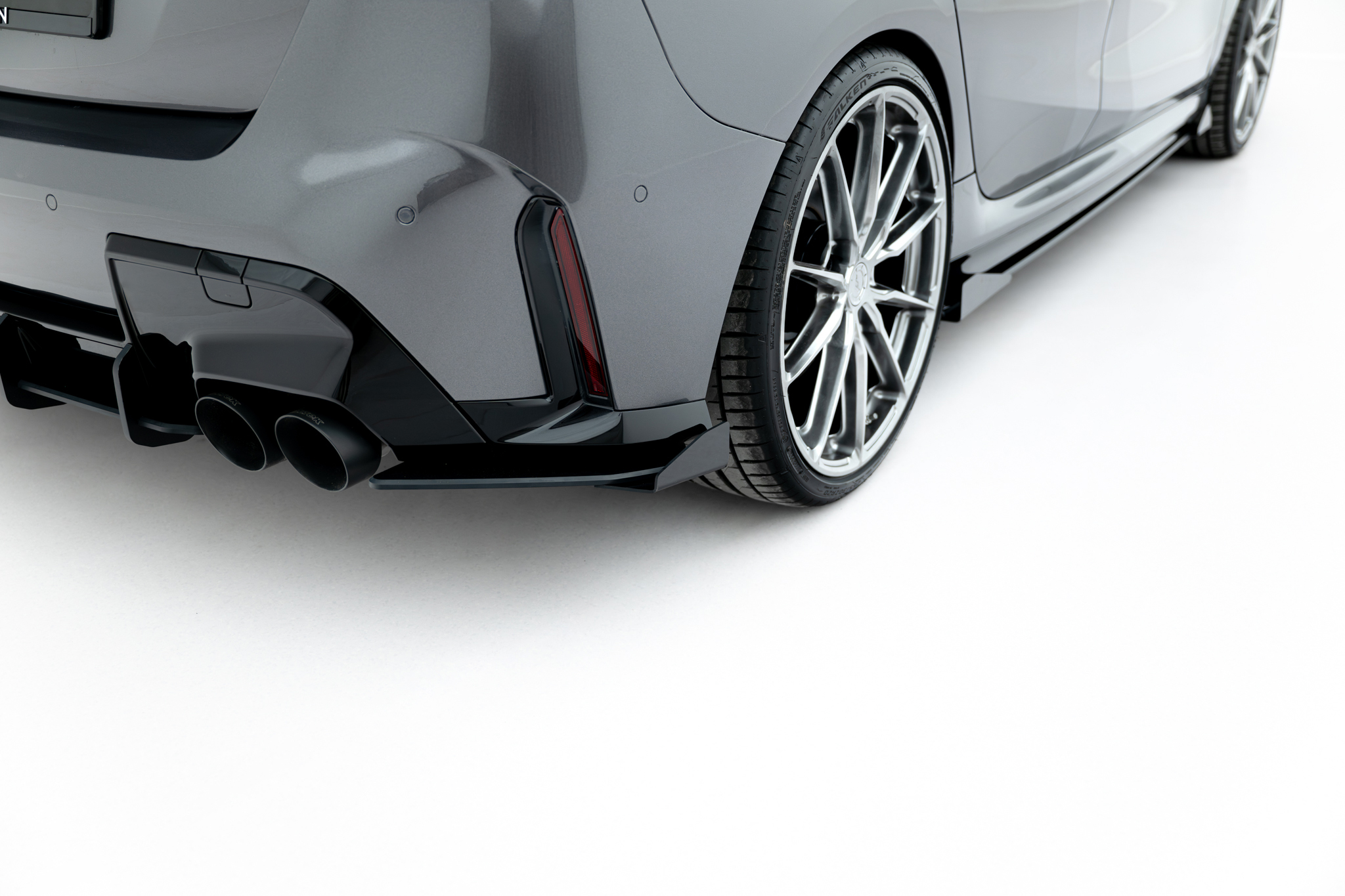 REAR SIDE FLAPS V.1 SUITABLE FOR BMW M135I F70 – MAXTON DESIGN - 5