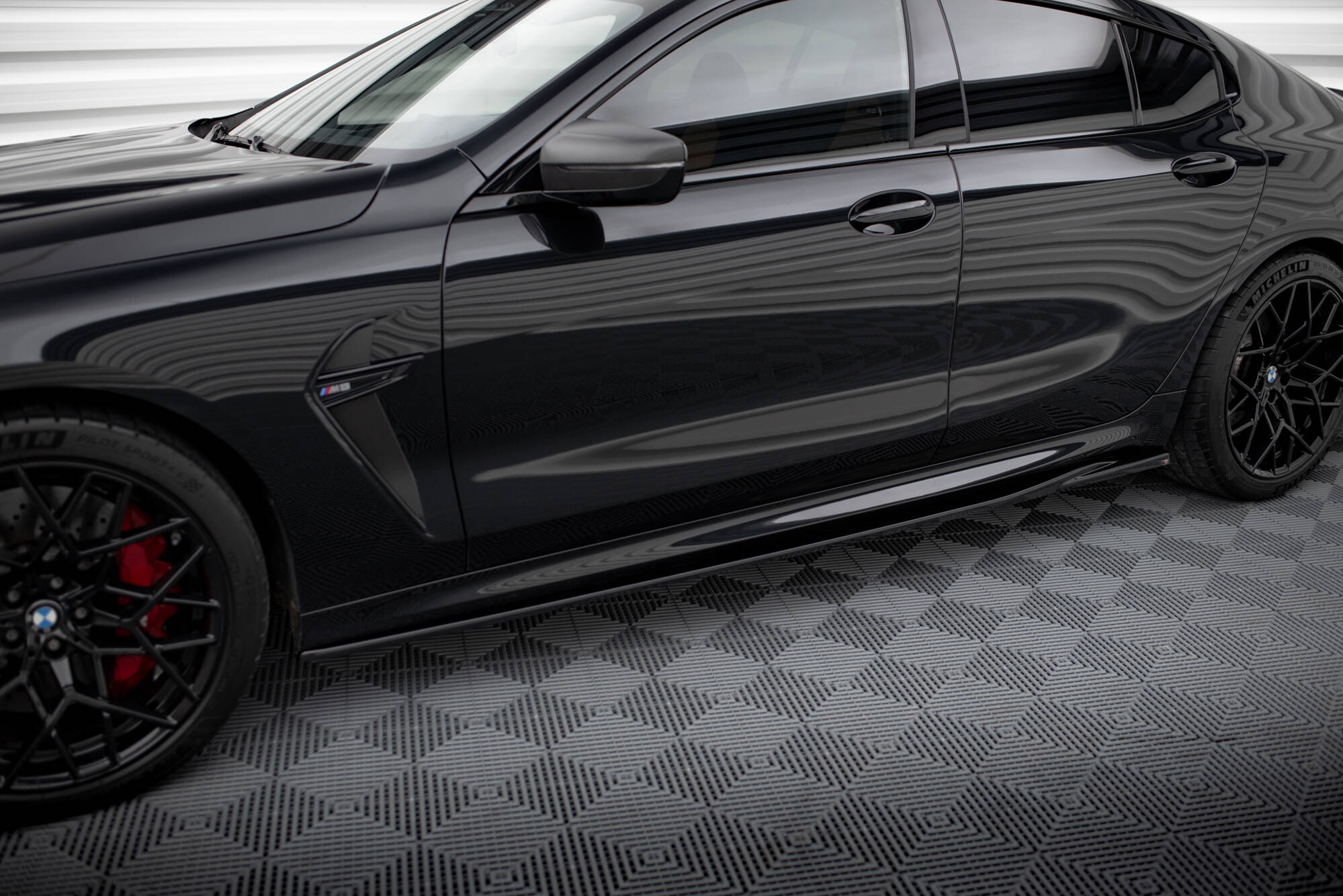 Side Skirts Diffusers V.2 BMW M8 Gran Coupe F93 / 8 Gran Coupe M-Pack G16 - 3