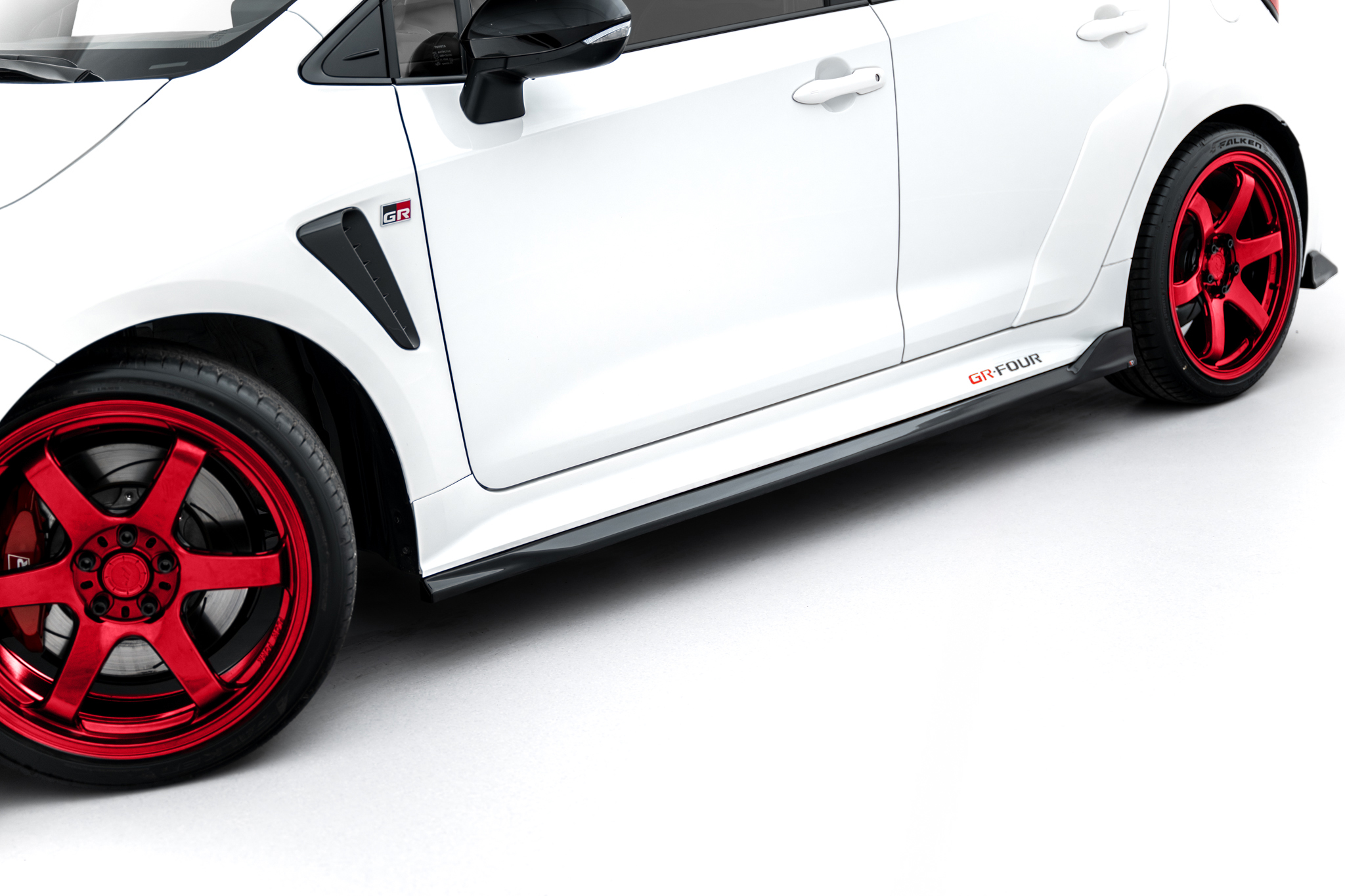SIDE SKIRTS DIFFUSERS  V.2 SUITABLE FOR TOYOTA GR COROLLA MK12 – MAXTON DESIGN - 2