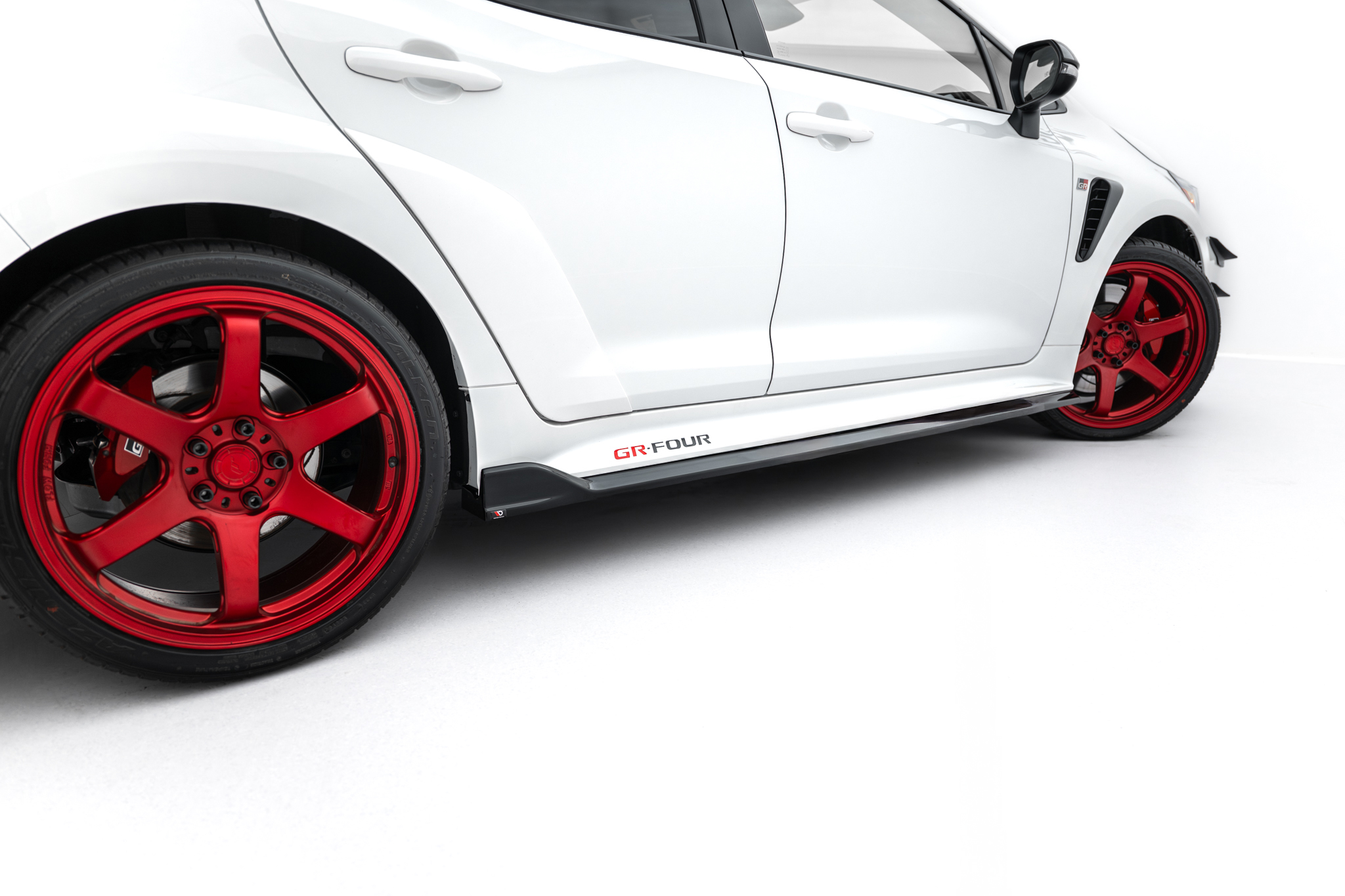 SIDE SKIRTS DIFFUSERS  V.2 SUITABLE FOR TOYOTA GR COROLLA MK12 – MAXTON DESIGN - 3