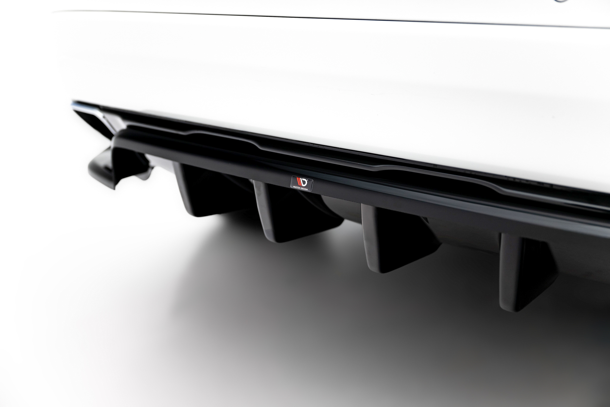 REAR SPLITTER (WITH VERTICAL BARS) SUITABLE FOR VOLVO XC60 MK1 FACELIFT – MAXTON DESIGN - 4