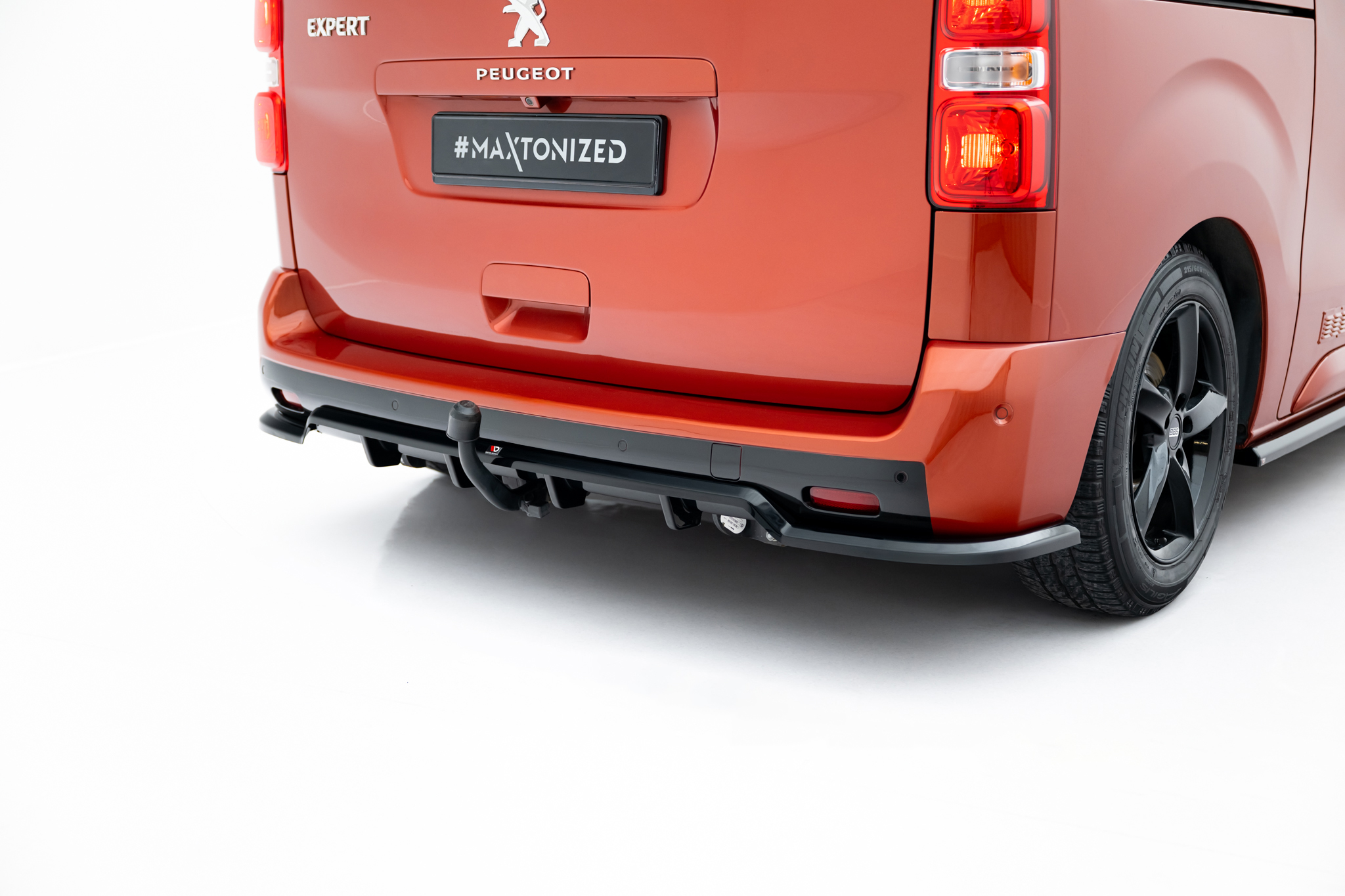 REAR SPLITTER (WITH VERTICAL BARS) SUITABLE FOR PEUGEOT EXPERT MK3 – MAXTON DESIGN - 7