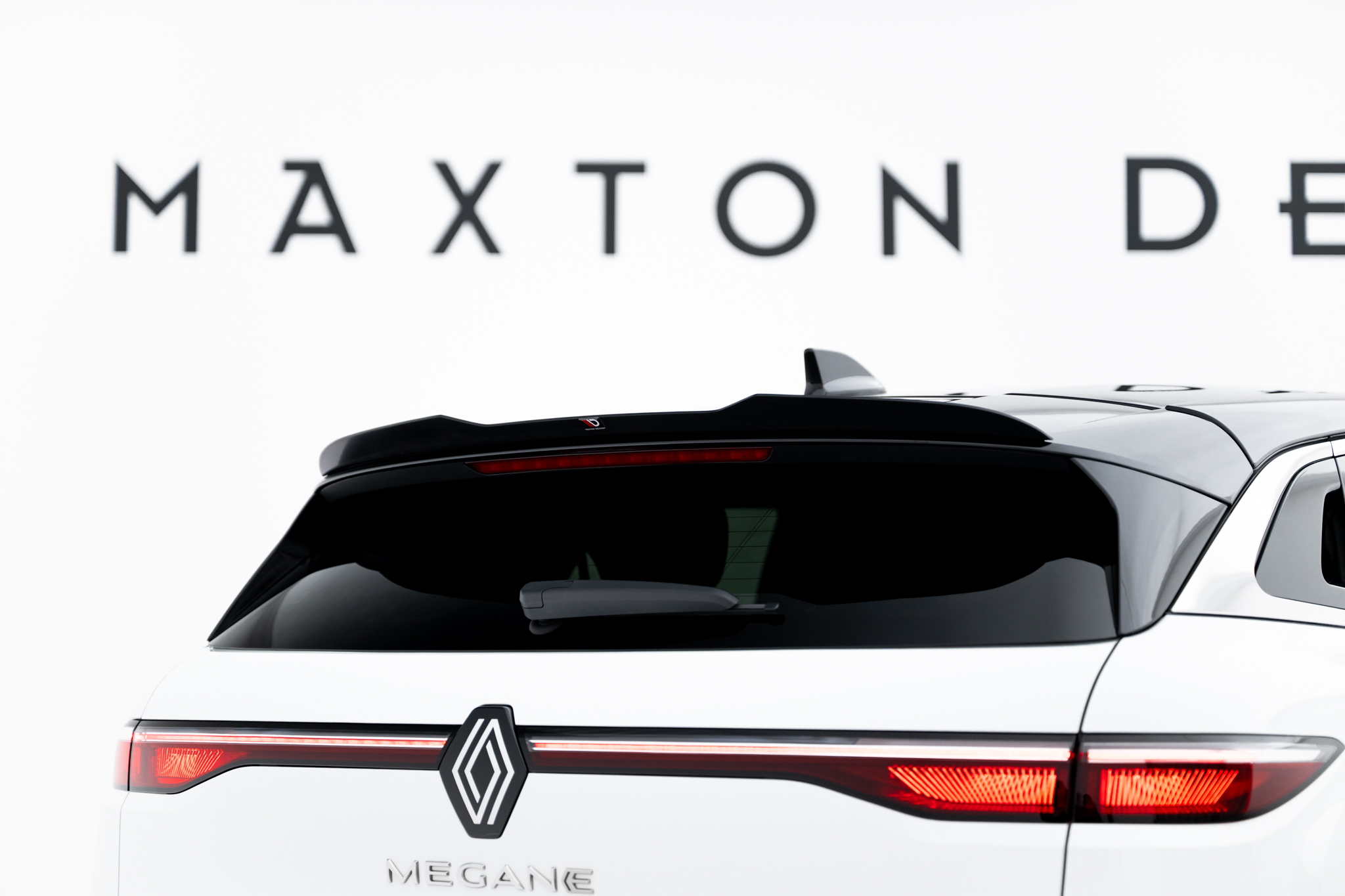 SPOILER CAP SUITABLE FOR RENAULT MEGANE E-TECH ELECTRIC MK1 – MAXTON DESIGN - 4