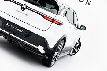 CENTRAL REAR SPLITTER (WITH VERTICAL BARS) SUITABLE FOR RENAULT MEGANE E-TECH ELECTRIC MK1 – MAXTON DESIGN