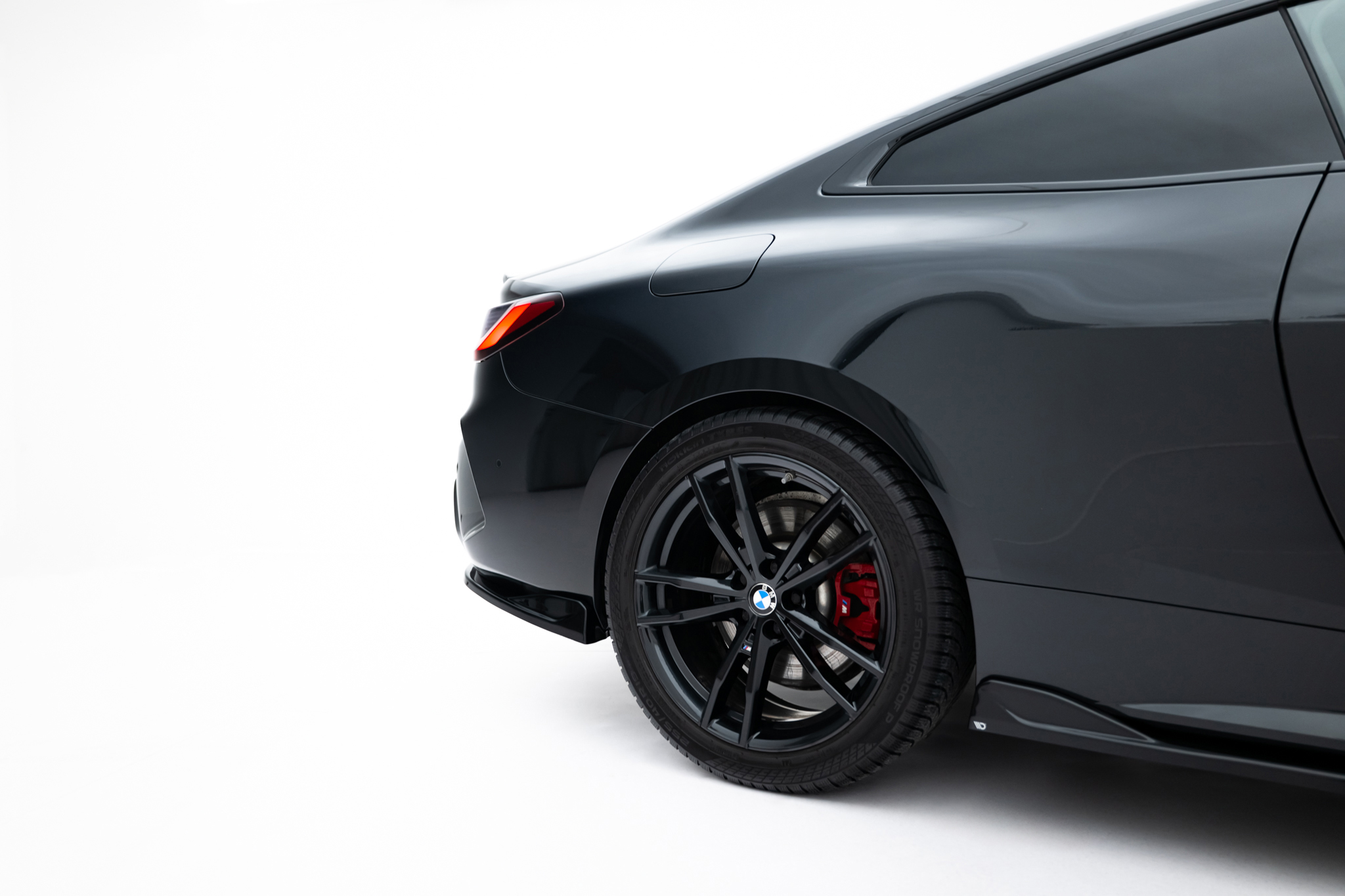 REAR SIDE SPLITTERS V.8 SUITABLE FOR BMW 4 M-PACK G22 / G23 / G22 FACELIFT / G23 FACELIFT – MAXTON DESIGN - 2