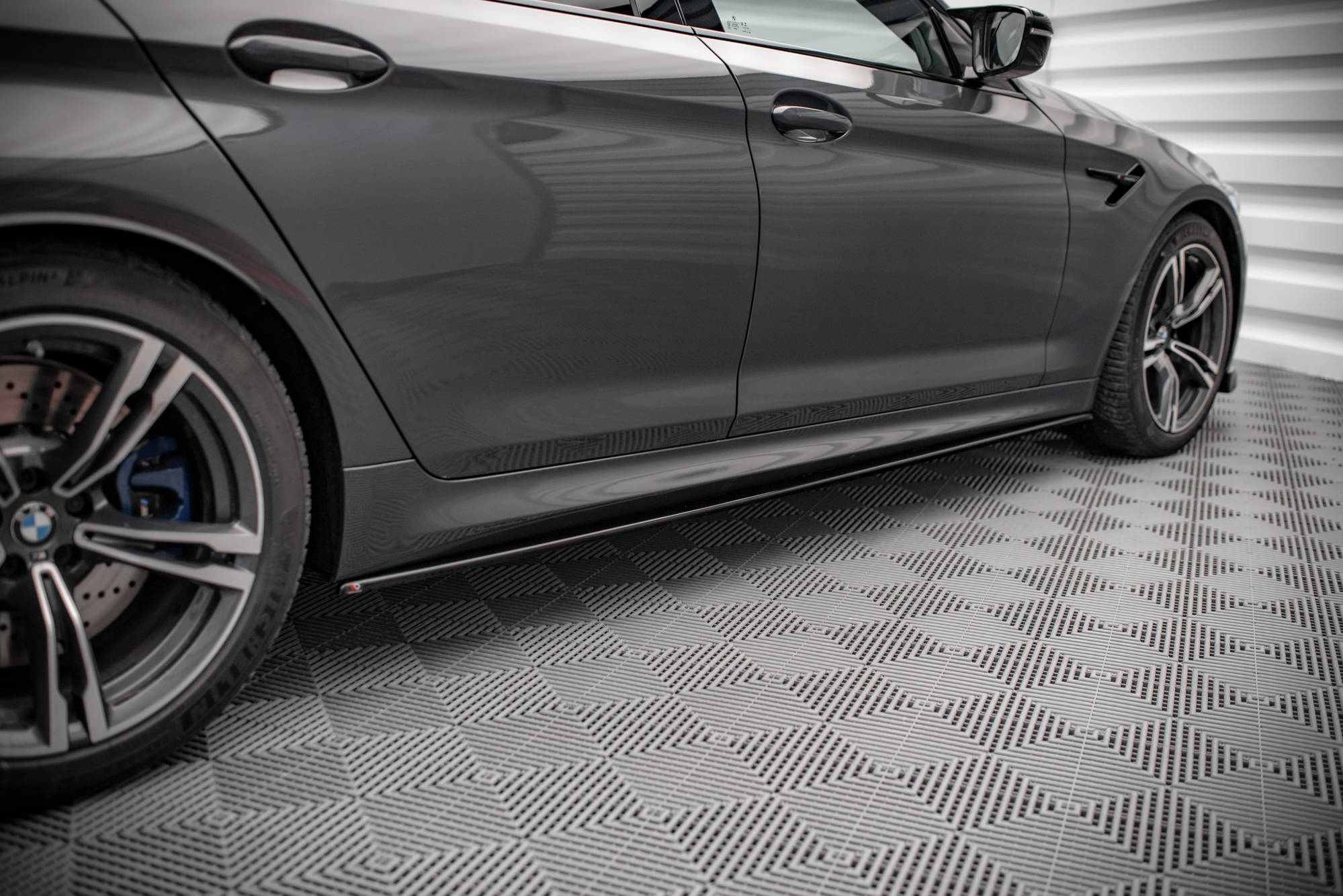 Side Skirts Diffusers BMW M5 F90 - 3