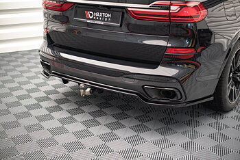Central Rear Splitter (Vertical Bars) BMW X7 M-Pack G07