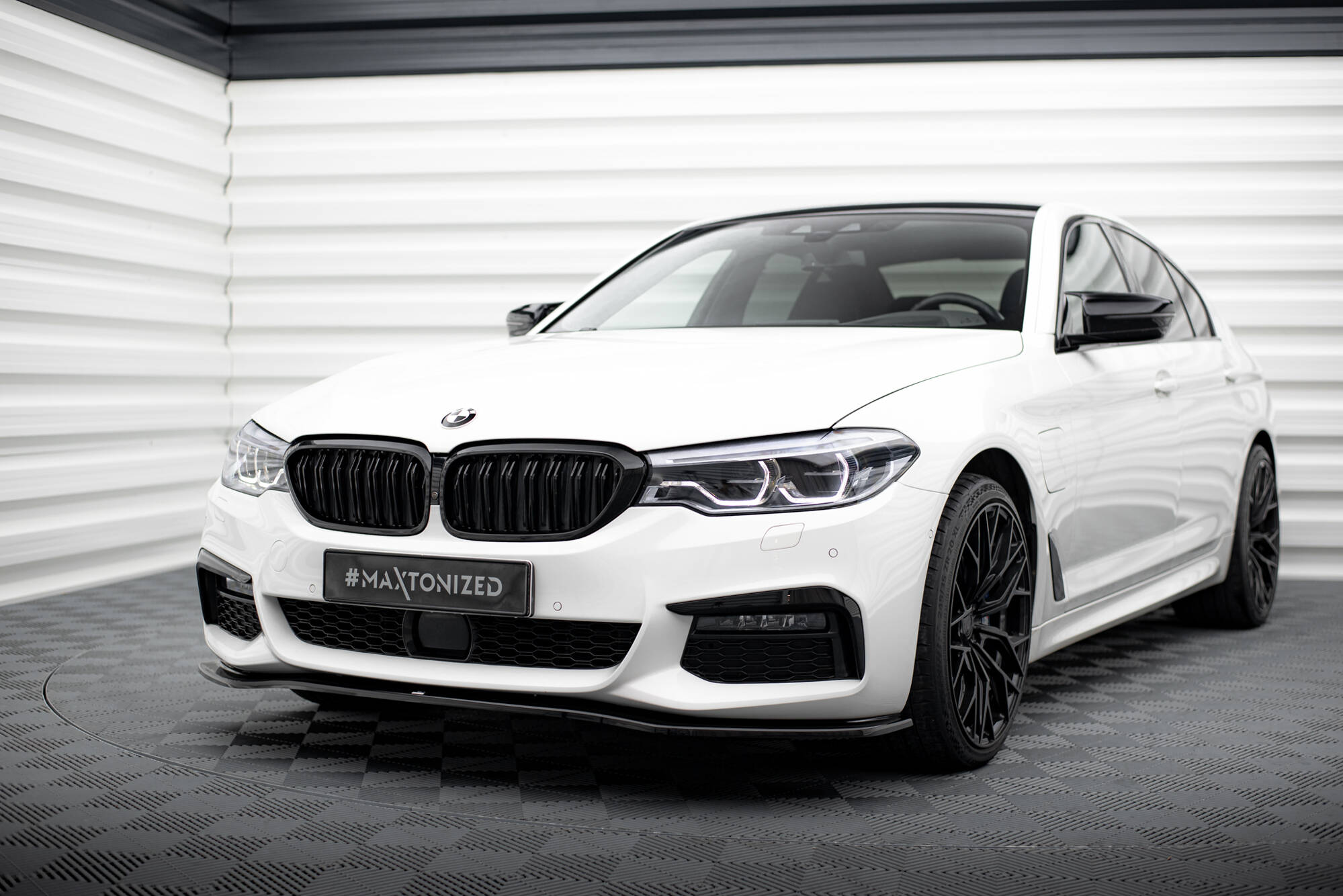 Front Splitter V.2 BMW 5 G30 / G31 M-Sport (2017-2020) - 3