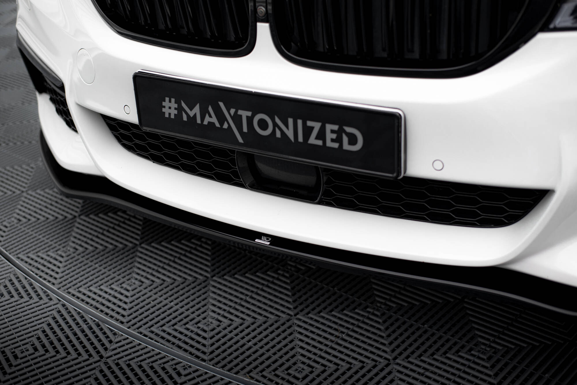 Front Splitter V.2 BMW 5 G30 / G31 M-Sport (2017-2020) - 4