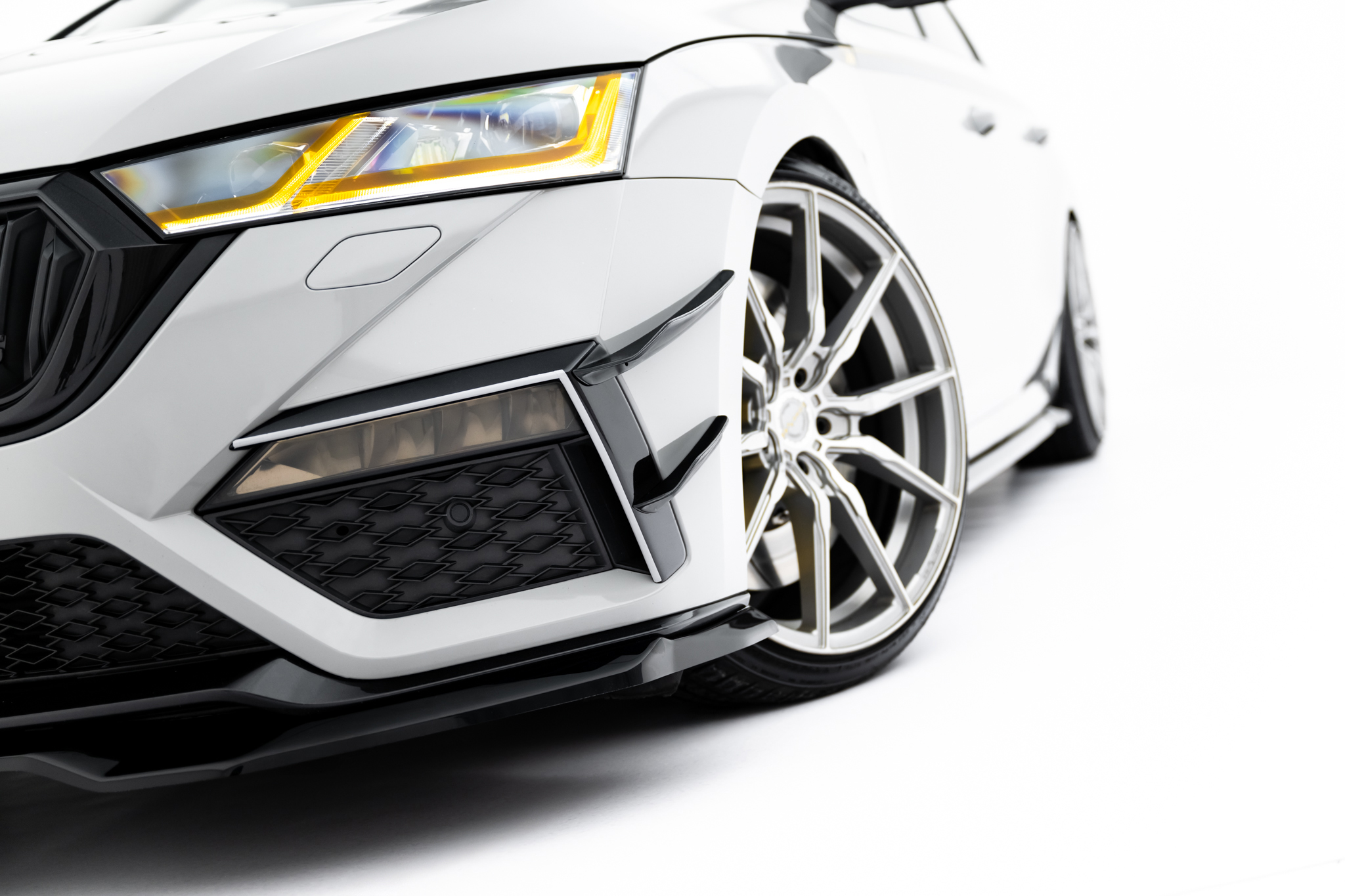 FRONT BUMPER WINGS (CANARDS) SUITABLE FOR SKODA OCTAVIA RS MK4 – MAXTON DESIGN - 2