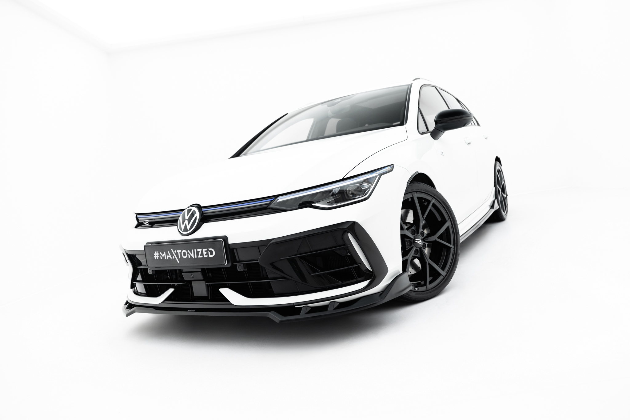 FRONTLÄPP V.1 TILL VOLKSWAGEN GOLF R VARIANT MK8 FACELIFT – MAXTON DESIGN - 6