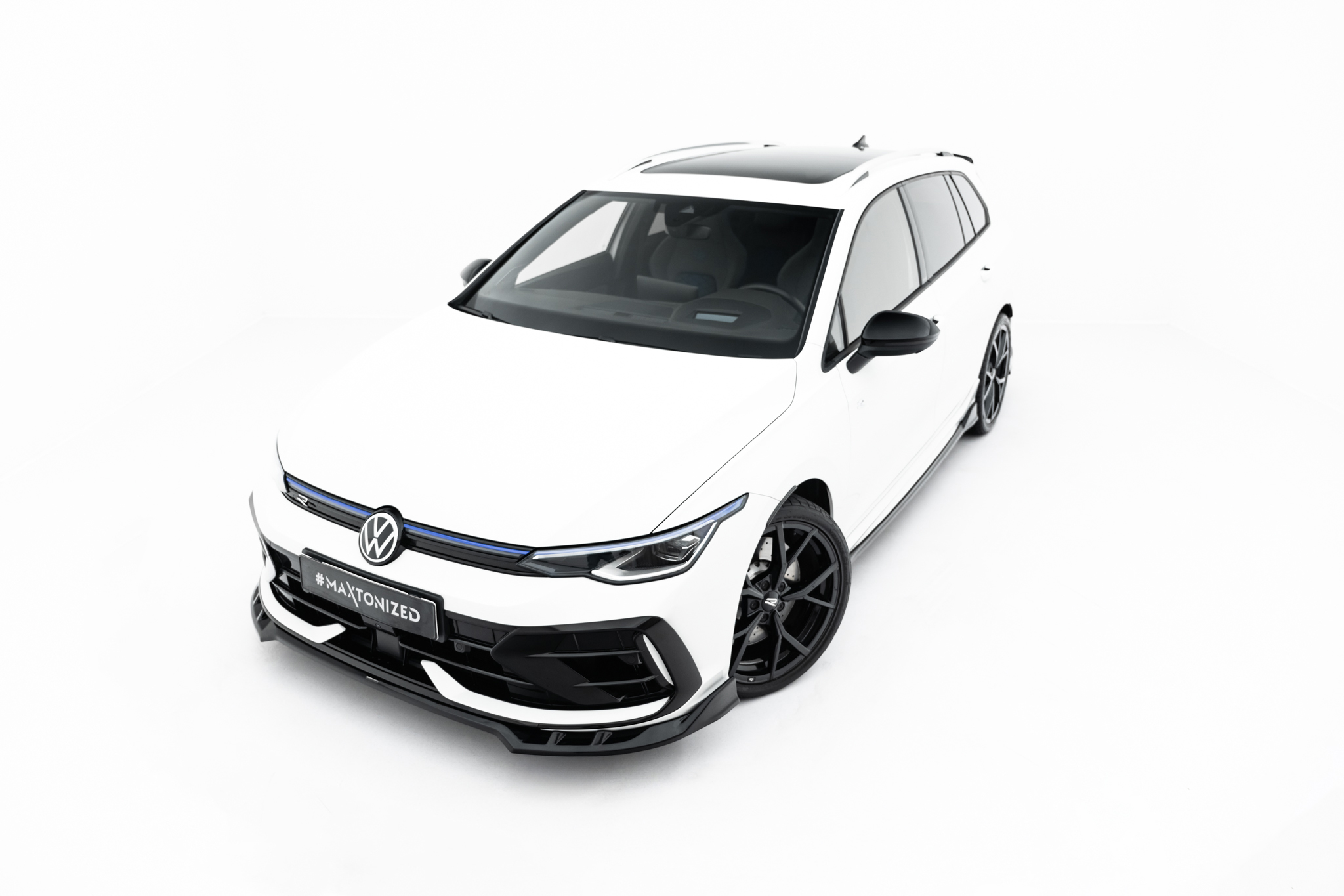 FRONTLÄPP V.1 TILL VOLKSWAGEN GOLF R VARIANT MK8 FACELIFT – MAXTON DESIGN - 2