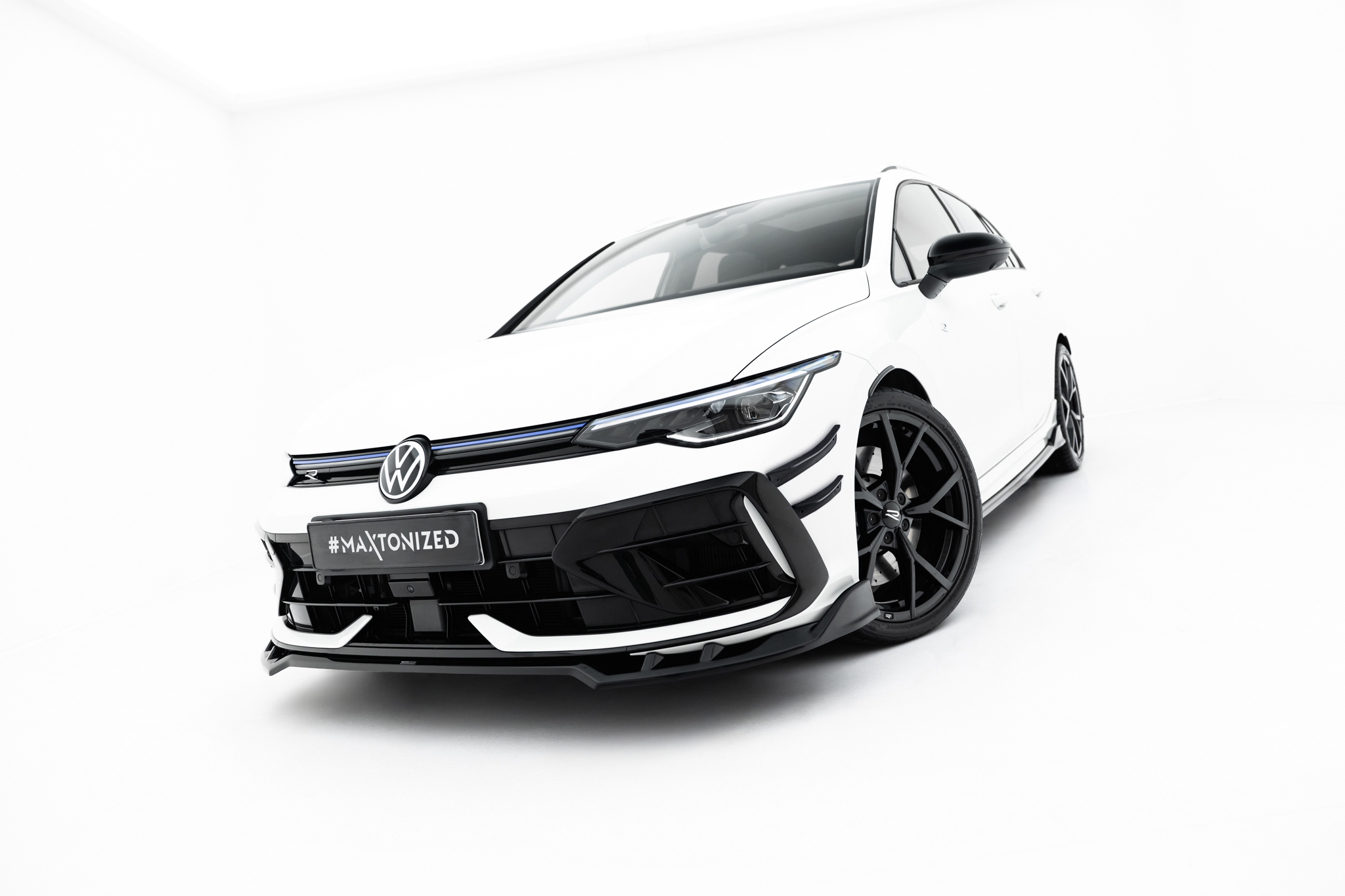 FRONTLÄPP V.1 TILL VOLKSWAGEN GOLF R VARIANT MK8 FACELIFT – MAXTON DESIGN - 5