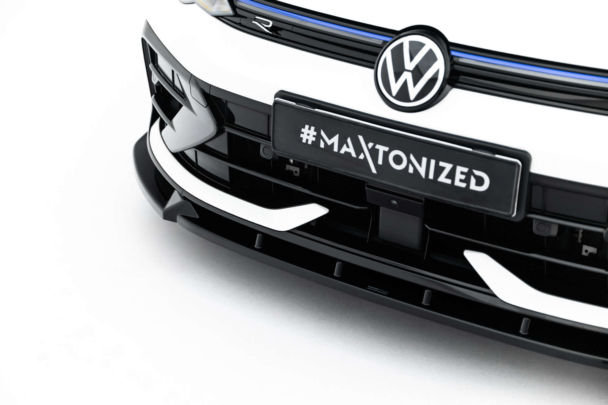 FRONTLÄPP V.3 TILL VOLKSWAGEN GOLF R VARIANT MK8 FACELIFT – MAXTON DESIGN - 4