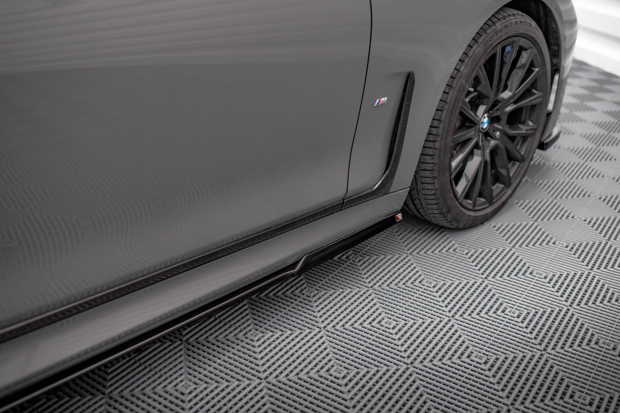 Side Skirts Diffusers V.1 BMW 7 M-Pack G11 Facelift - 2