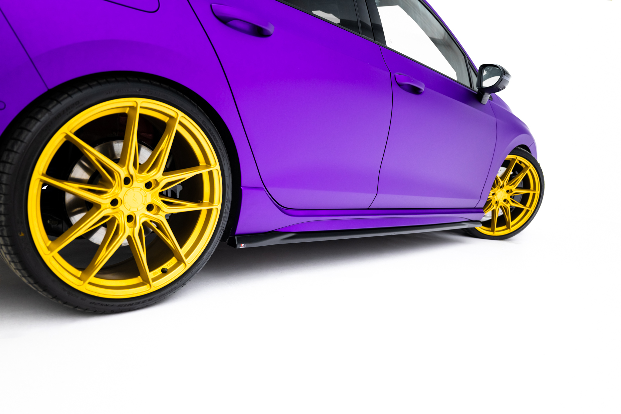 SIDOSPLITTERS V.5 TILL VOLKSWAGEN GOLF R HALVKOMBI MK8 / MK8 FACELIFT – MAXTON DESIGN - 3