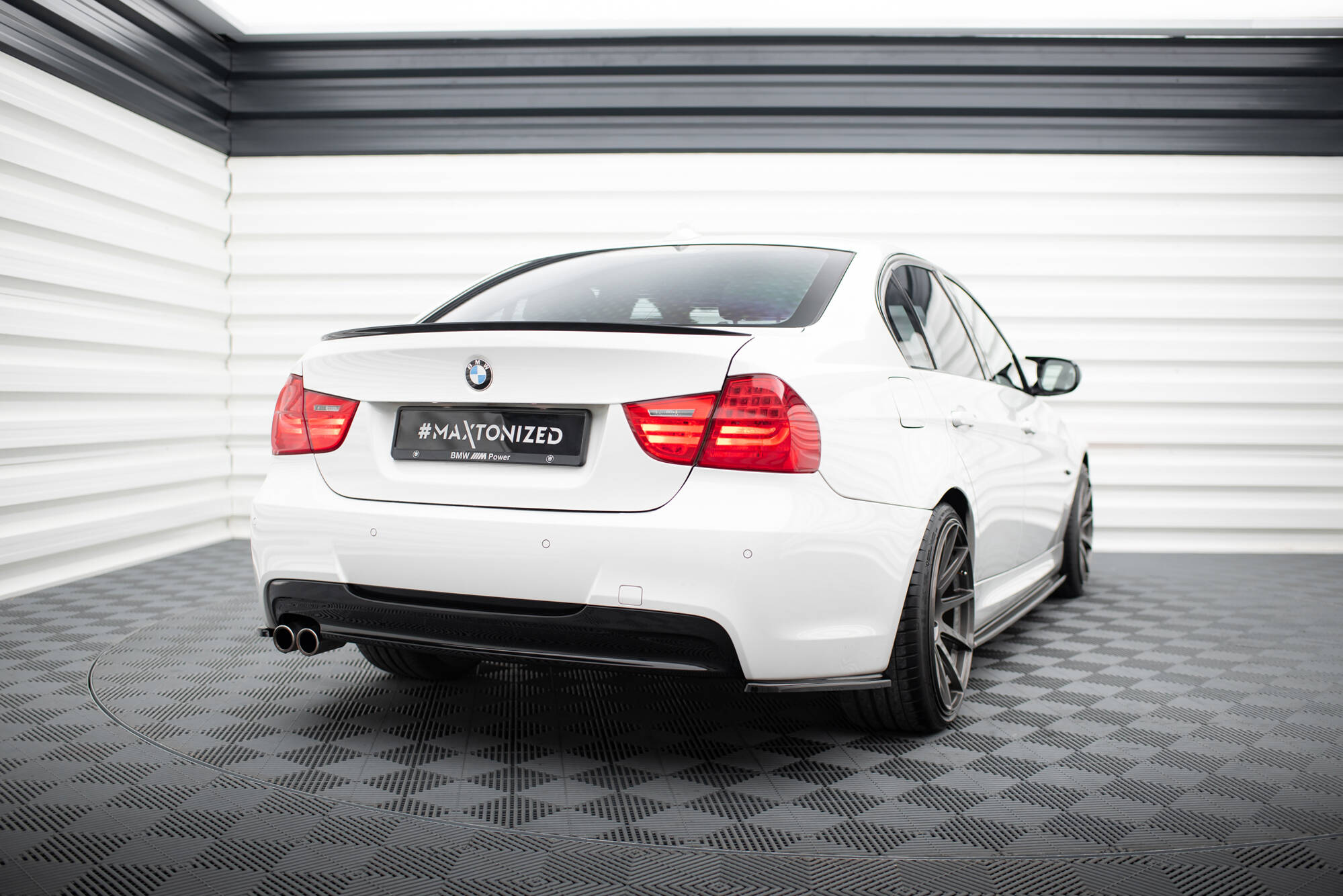 Rear Side Splitters BMW 3 E90 M-Sport (2004-2008) - 2