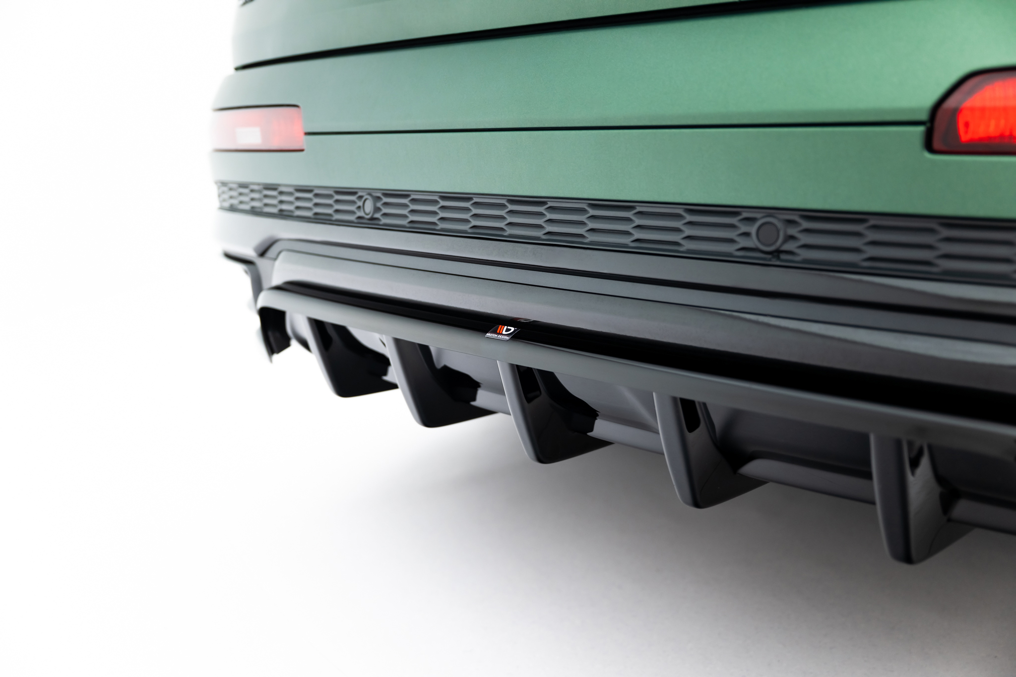 REAR SPLITTER (WITH VERTICAL BARS) SUITABLE FOR AUDI Q7 S-LINE MK2 FACELIFT – MAXTON DESIGN - 7