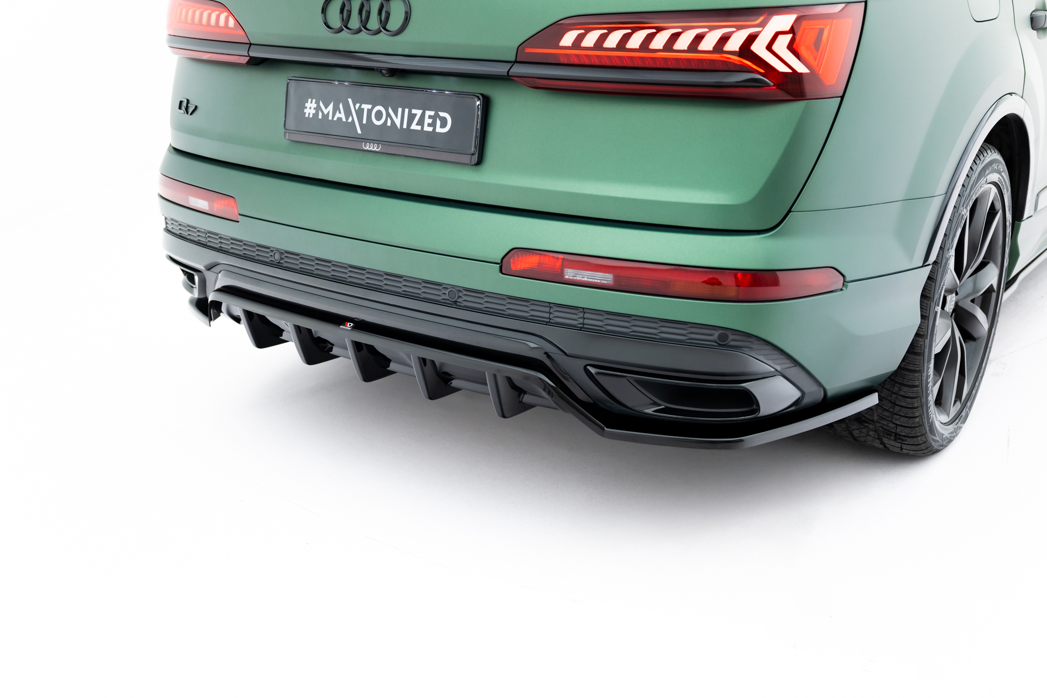 REAR SPLITTER (WITH VERTICAL BARS) SUITABLE FOR AUDI Q7 S-LINE MK2 FACELIFT – MAXTON DESIGN - 5