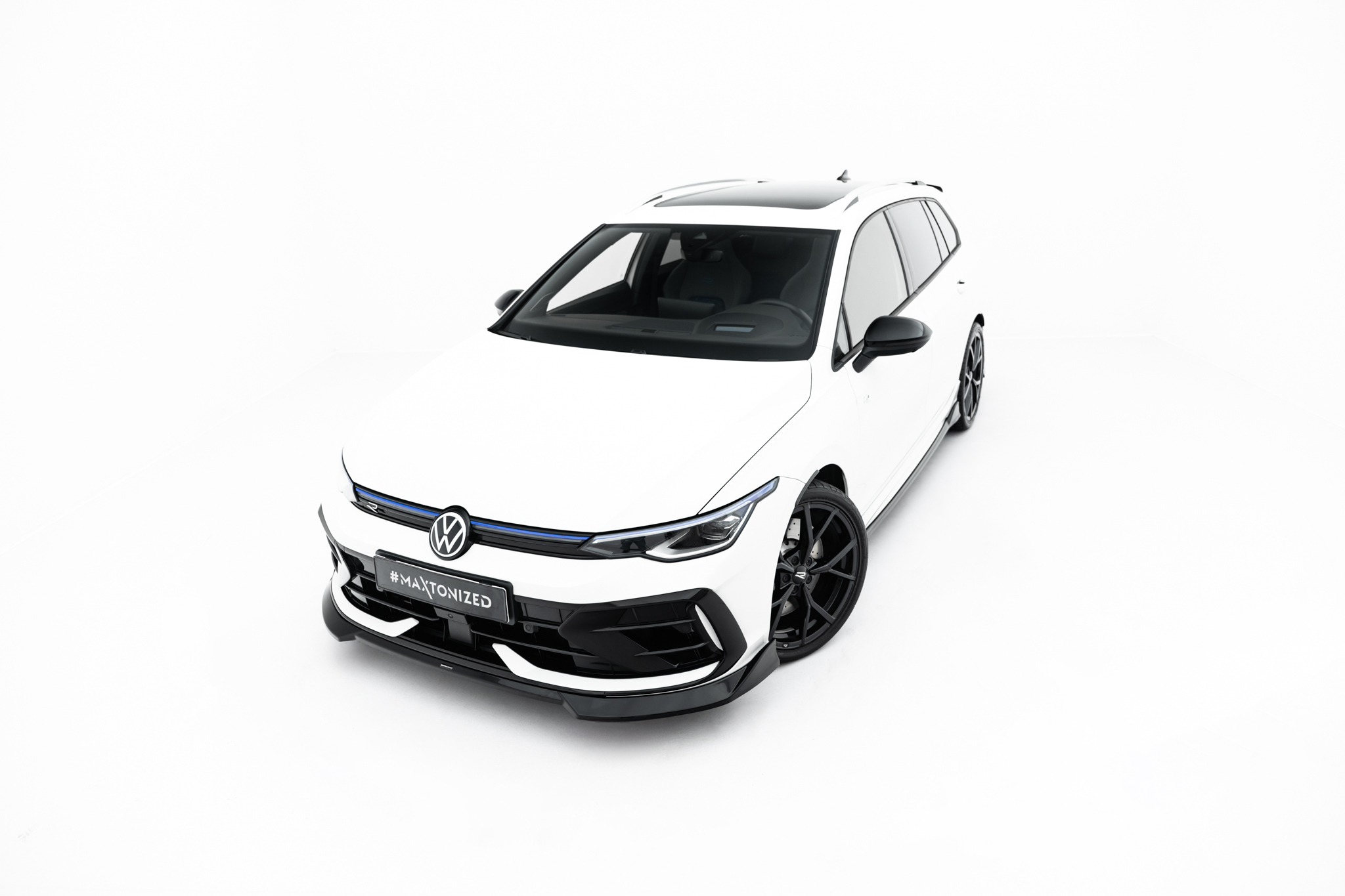 FRONTLÄPP V.4 TILL VOLKSWAGEN GOLF R VARIANT MK8 FACELIFT – MAXTON DESIGN - 4