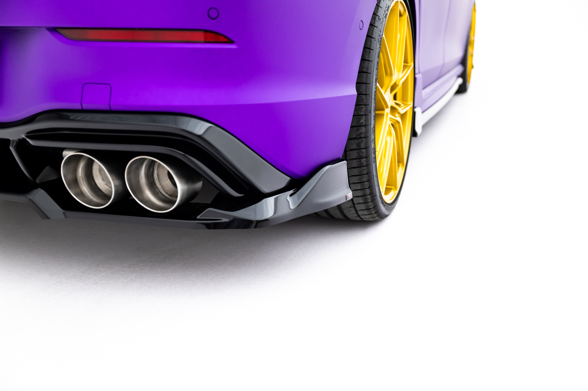 REAR SPLITTER (WITH VERTICAL BARS) V.1 SUITABLE FOR VOLKSWAGEN GOLF R HATCHBACK MK8 / MK8 FACELIFT – MAXTON DESIGN - 6