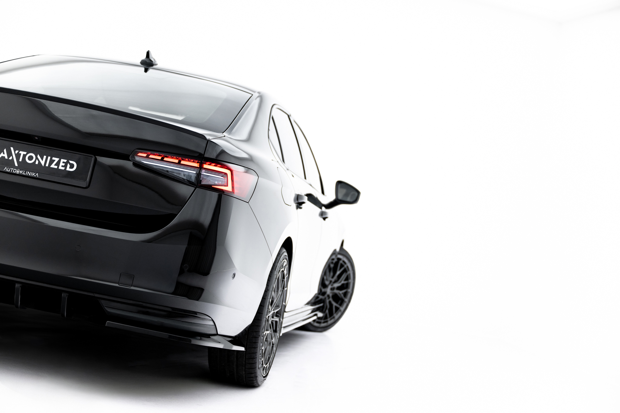 REAR SIDE SPLITTERS V.1 SUITABLE FOR SKODA SUPERB SPORTLINE MK4 – MAXTON DESIGN - 2