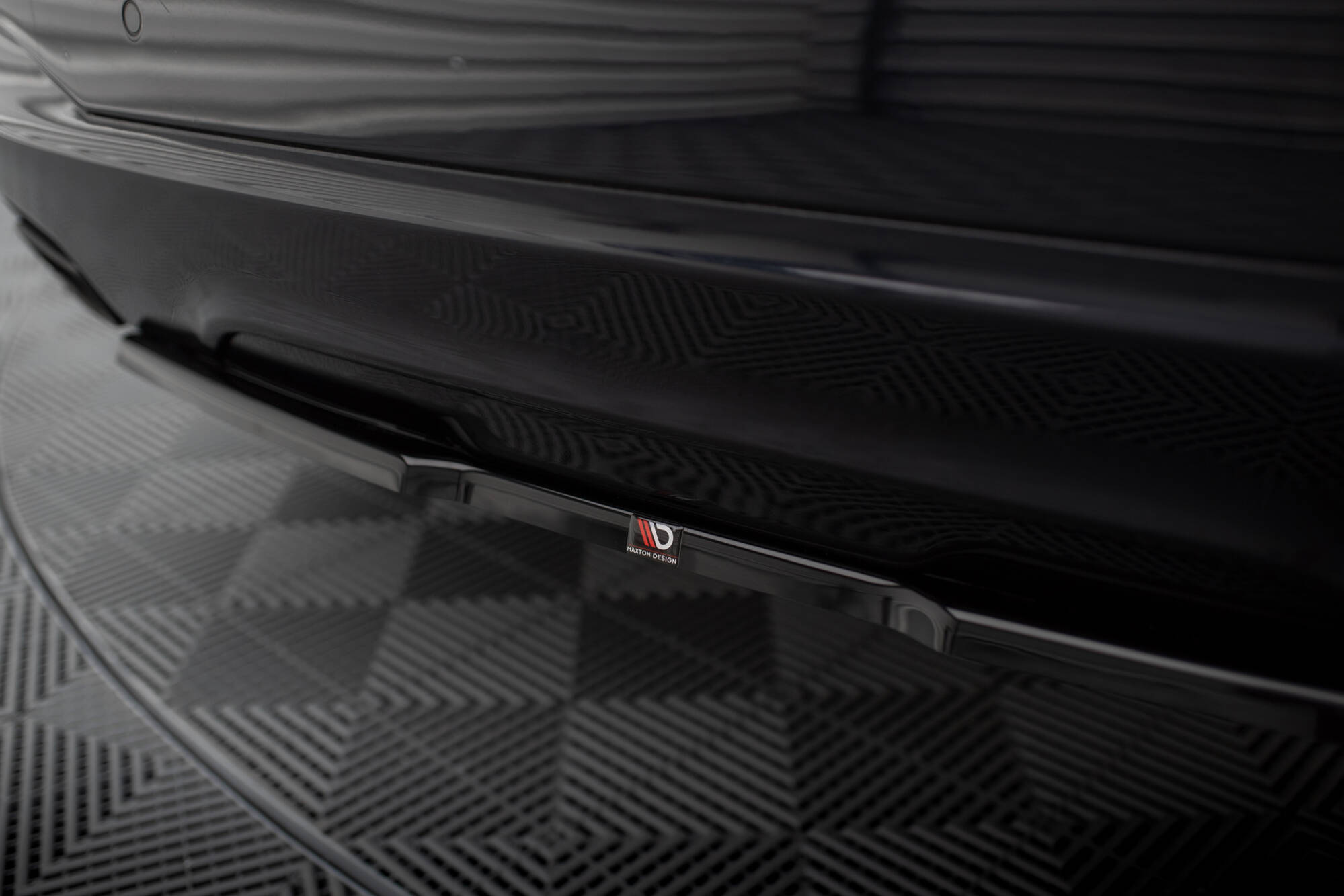 Central Rear Splitter BMW 6 GT G32 M-Pack - 4