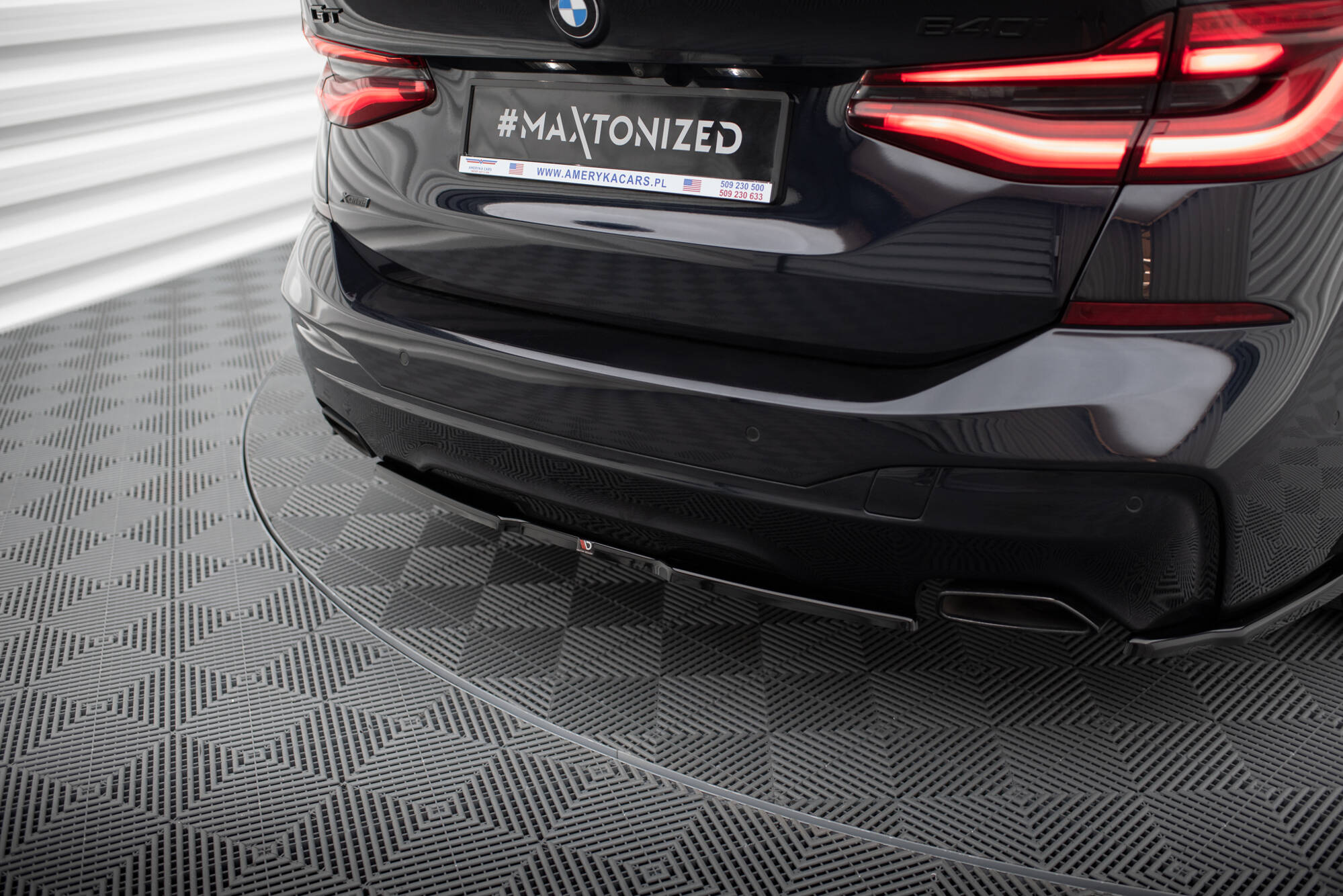 Central Rear Splitter BMW 6 GT G32 M-Pack - 3