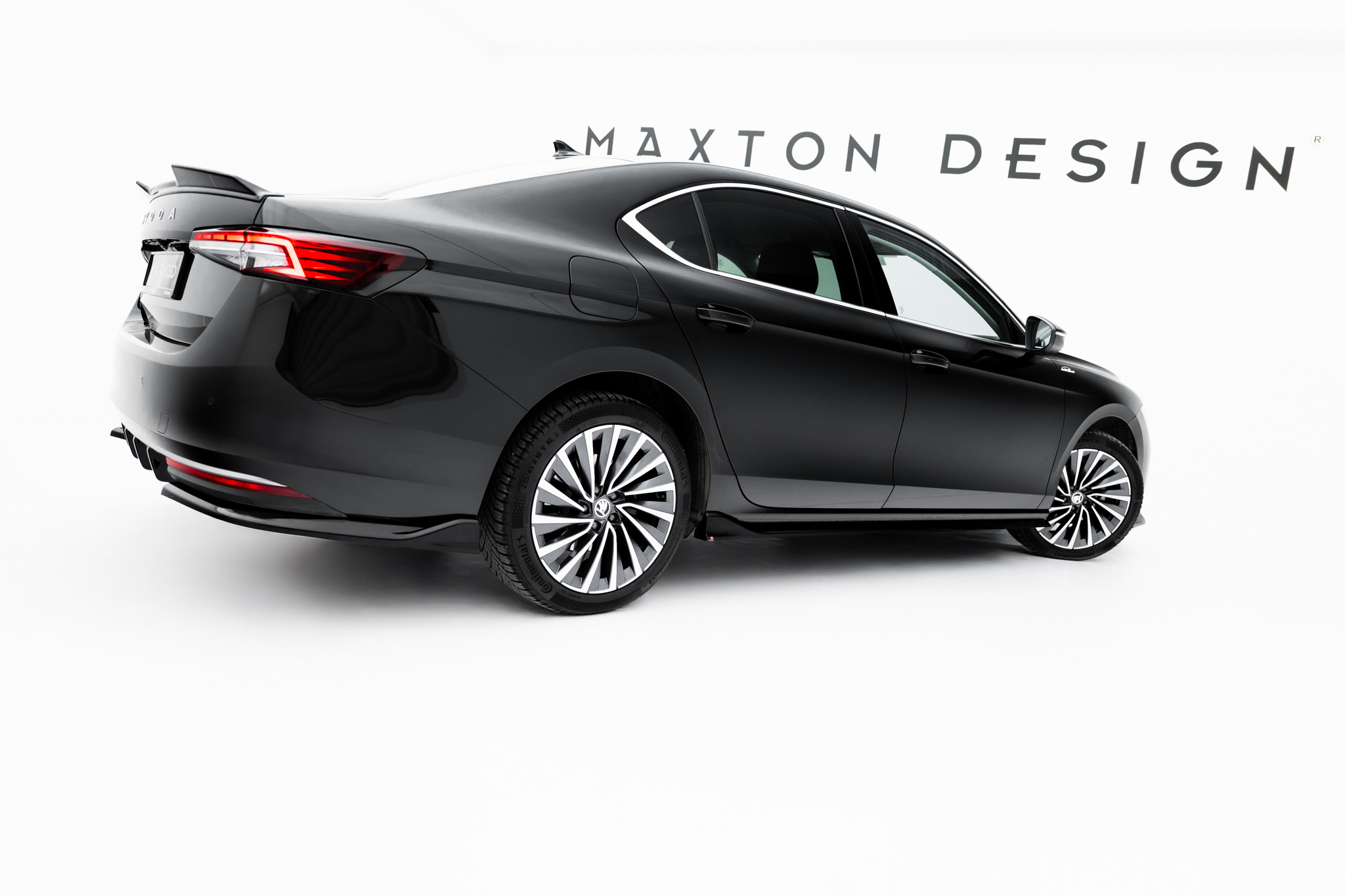 SIDE SKIRTS DIFFUSERS V.2 SUITABLE FOR SKODA SUPERB MK4 – MAXTON DESIGN - 3