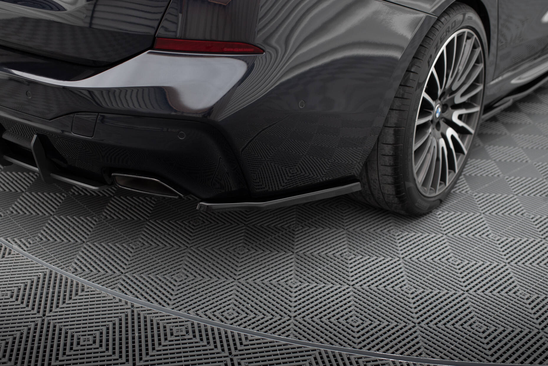 Rear Side Splitters BMW 6 GT G32 M-Pack - 2