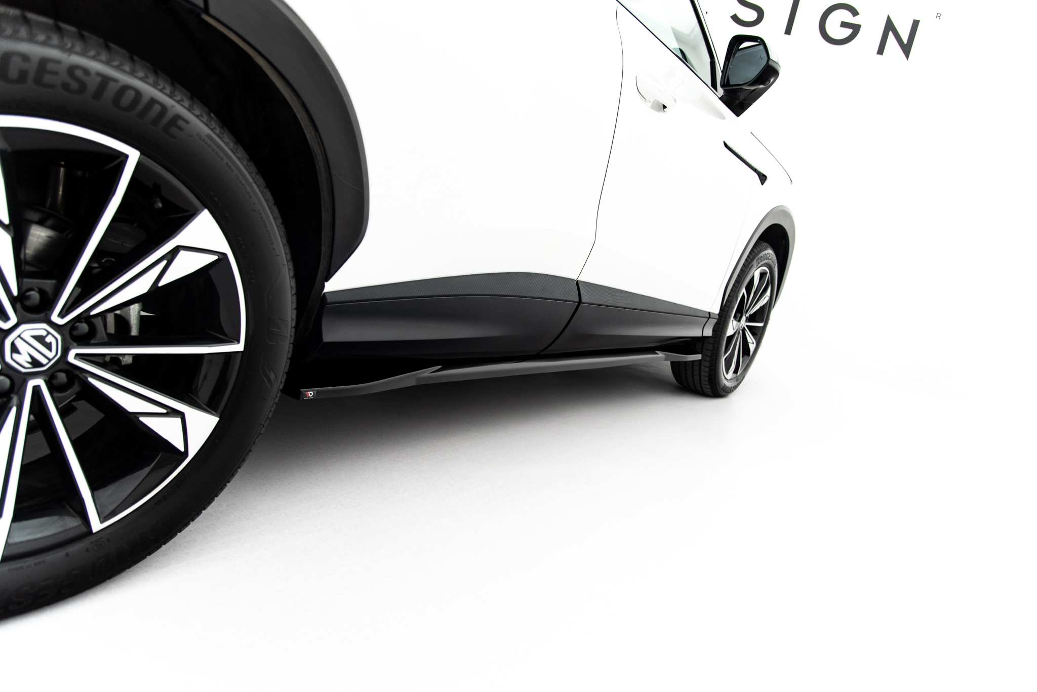 SIDE SKIRTS DIFFUSERS SUITABLE FOR MG HS MK2 – MAXTON DESIGN - 5