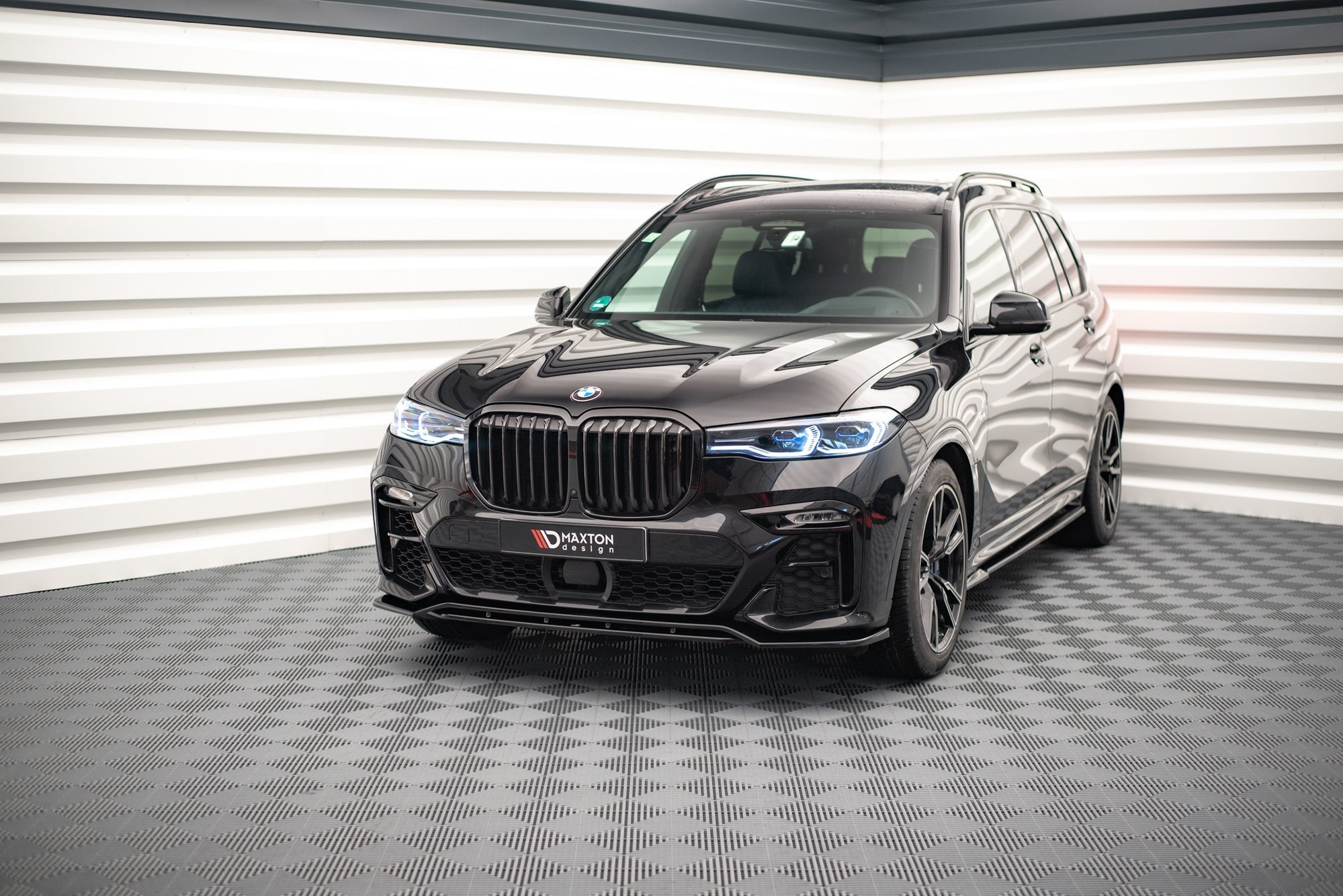 Front Splitter V.1 BMW X7 M-Pack G07 - 2