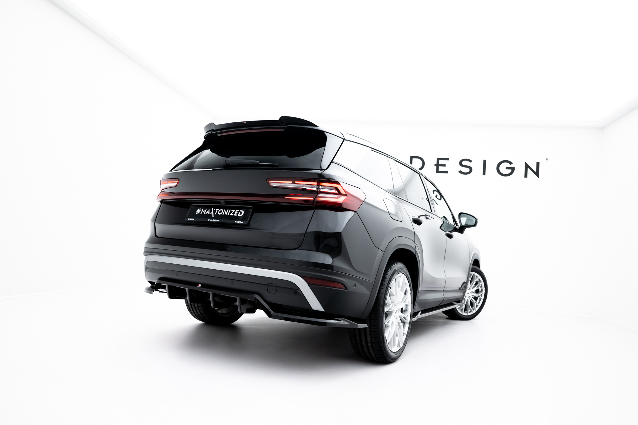 REAR SPLITTER (WITH VERTICAL BARS) SUITABLE FOR SKODA KODIAQ MK2 – MAXTON DESIGN - 4