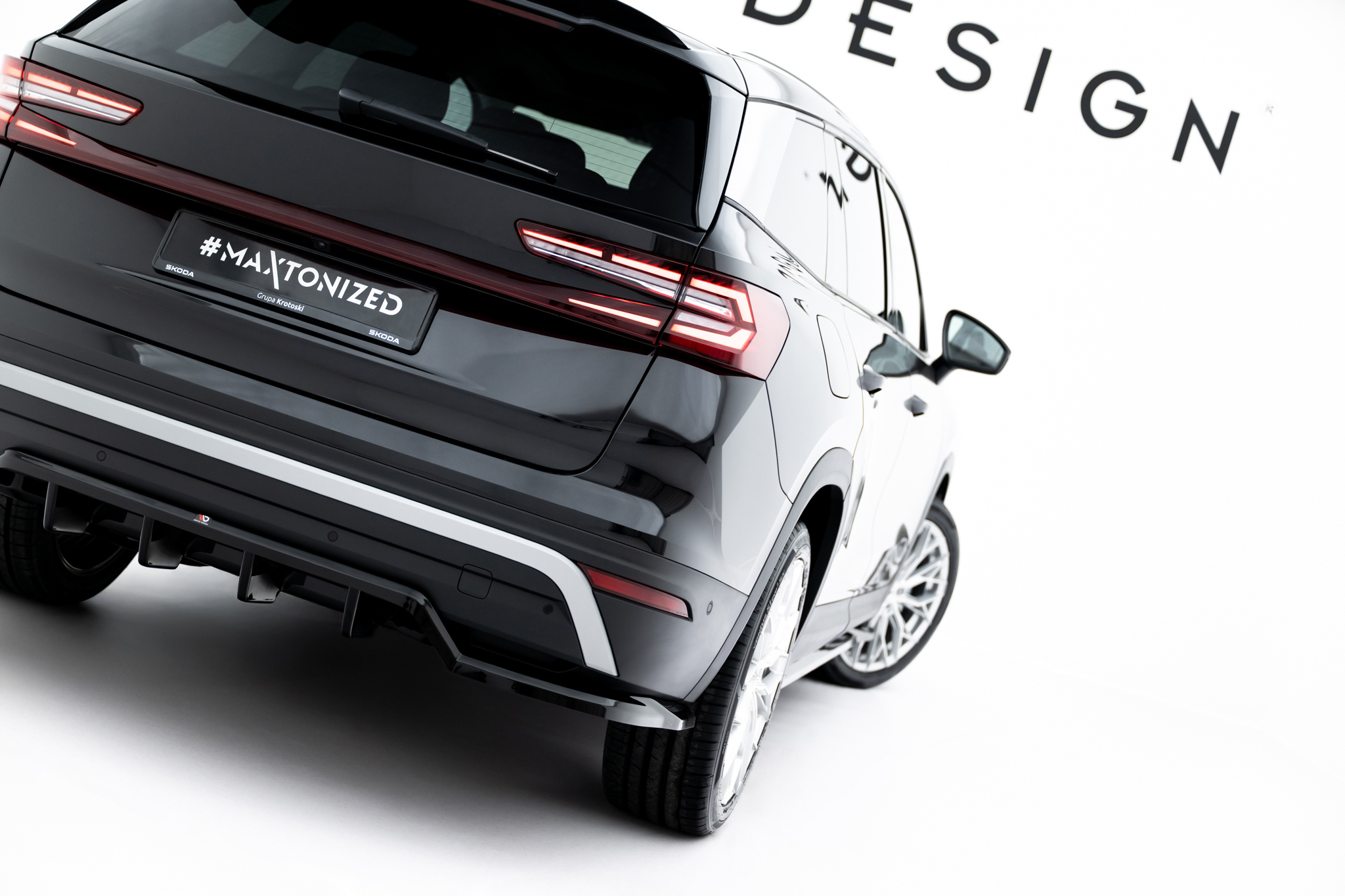 REAR SPLITTER (WITH VERTICAL BARS) SUITABLE FOR SKODA KODIAQ MK2 – MAXTON DESIGN - 3