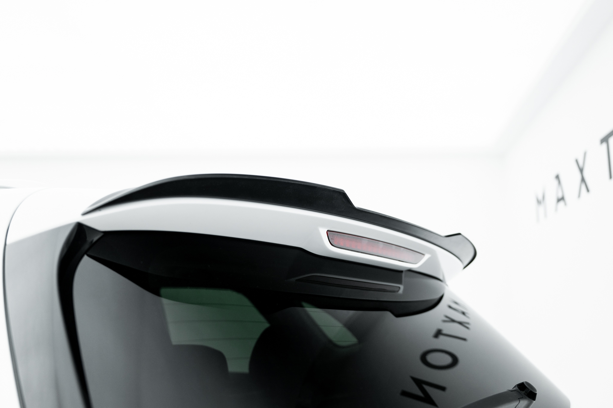SPOILER CAP SUITABLE FOR MG HS MK1 FACELIFT – MAXTON DESIGN - 2