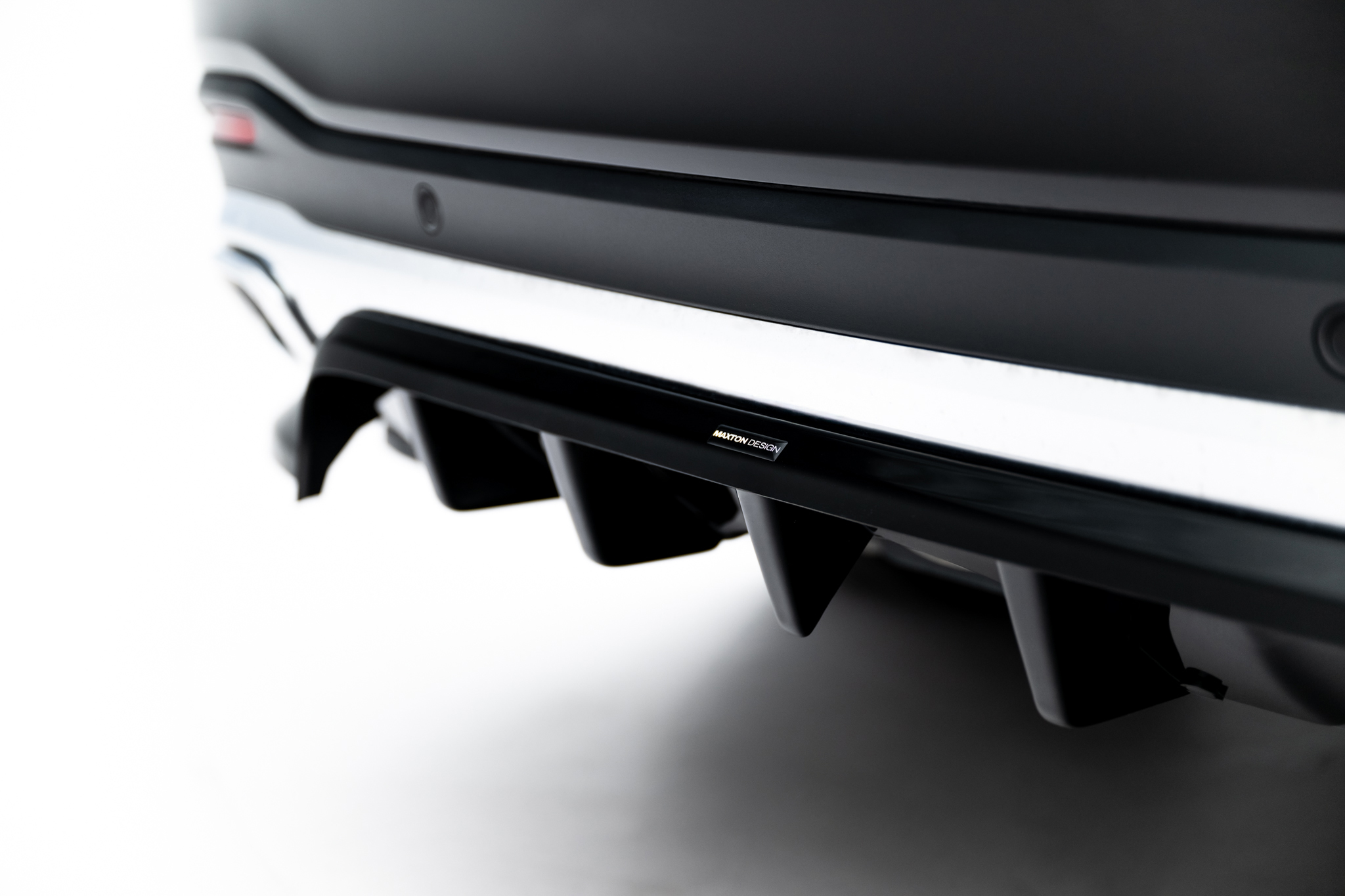 REAR SPLITTER (WITH VERTICAL BARS) V.2 SUITABLE FOR MERCEDES-BENZ GLS AMG-LINE X167 – MAXTON DESIGN - 5
