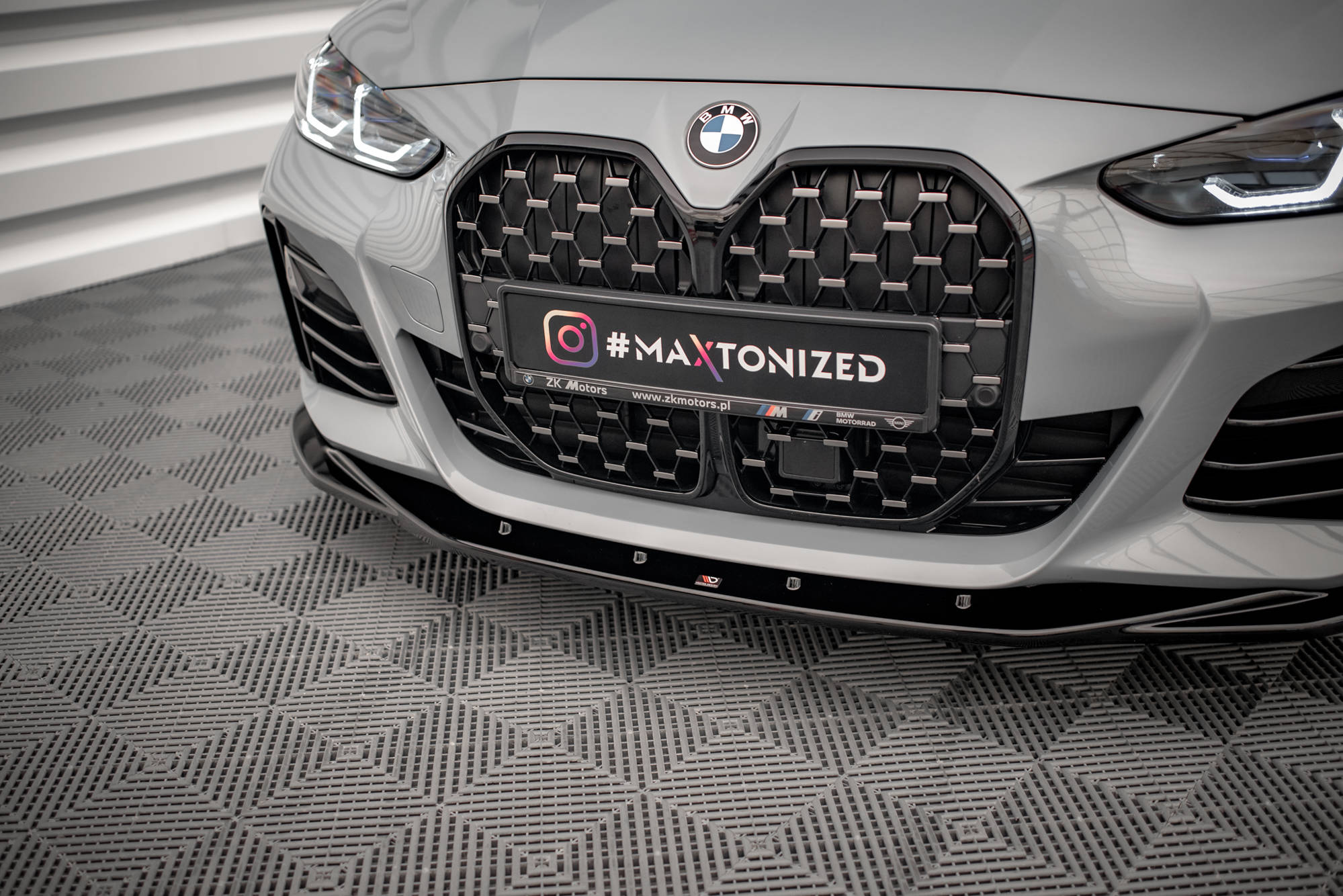 Front Splitter V.3 BMW 4 / i4 Gran Coupe M-Pack / M440i G26 - 3