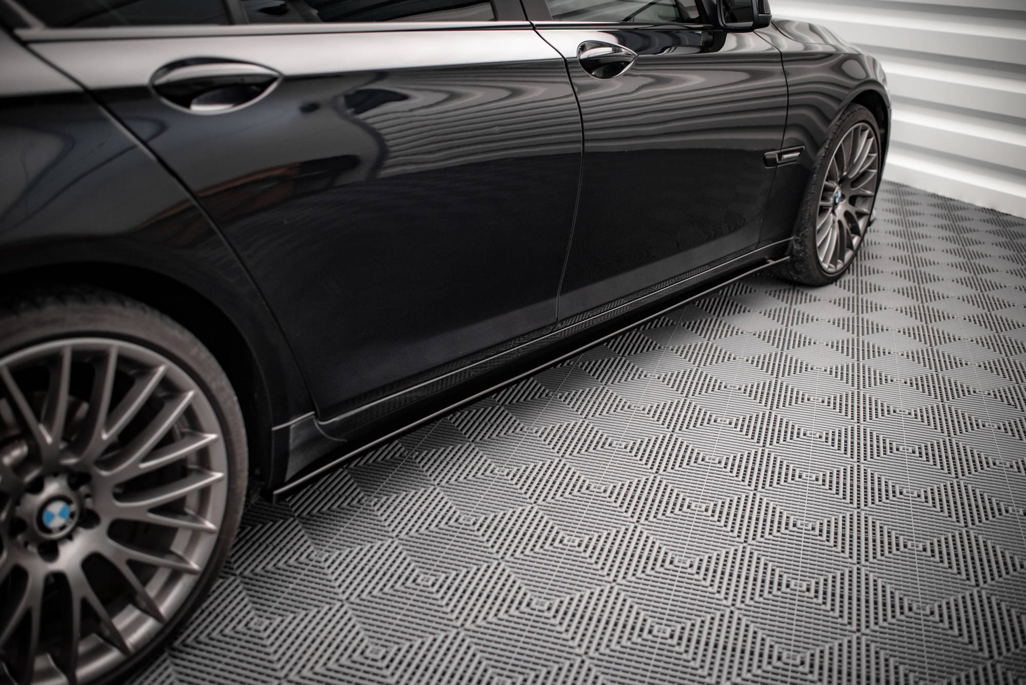 Side Skirts Diffusers Bmw 7 M-pack F01 (2008-2013) - 2