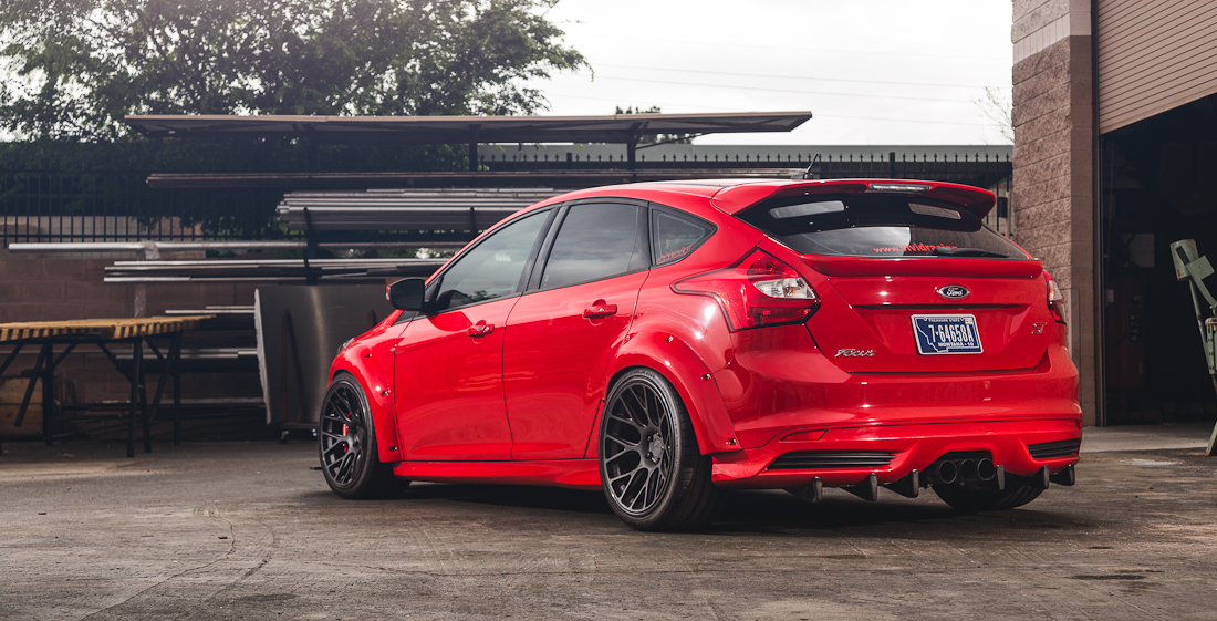 AGENCY POWER WIDEBODY SKÄRMAR FLARE KIT FRP 4 DÖRR FORD FOCUS ST 2013+ - 2
